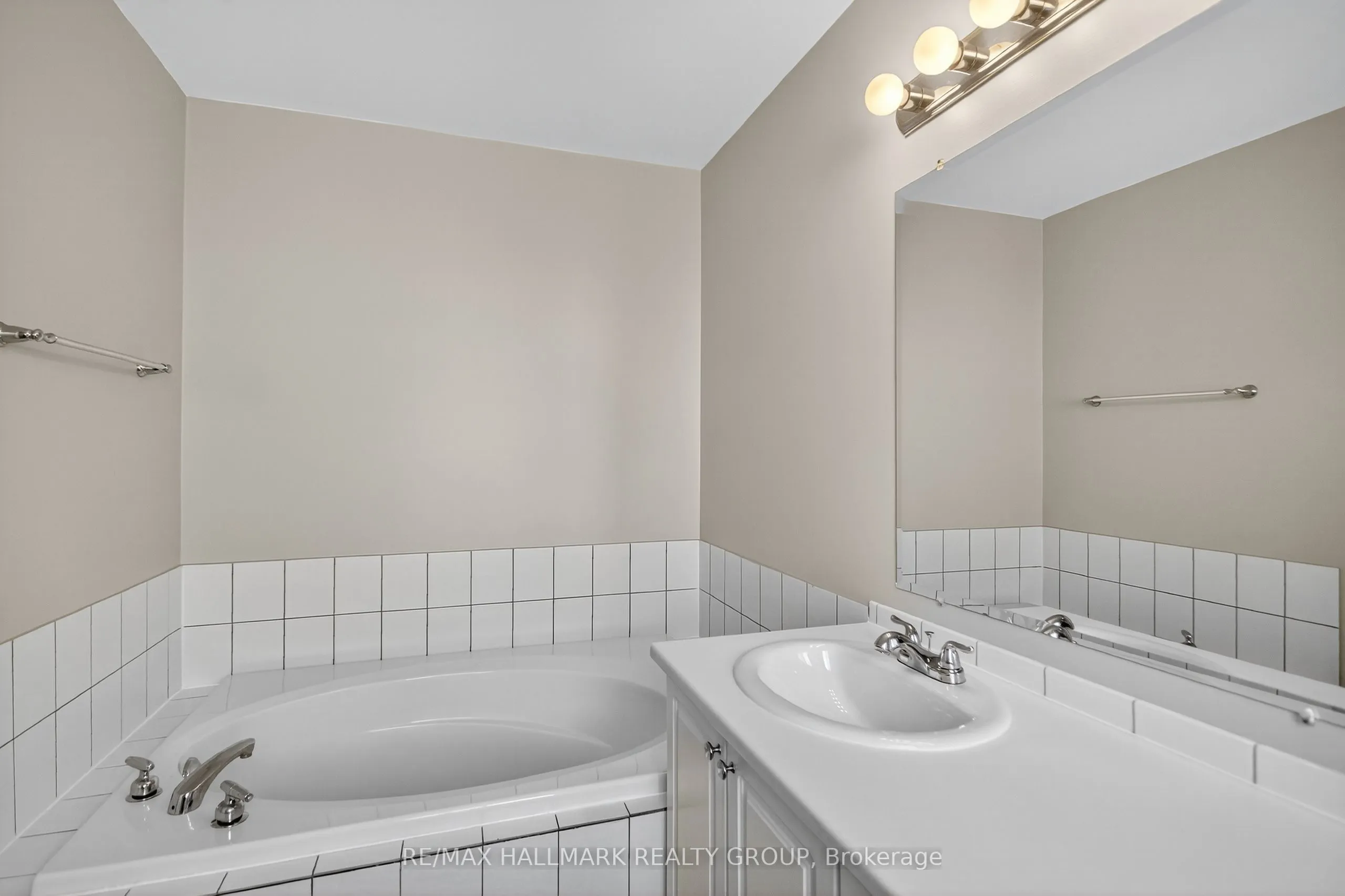 1243 Klondike Road