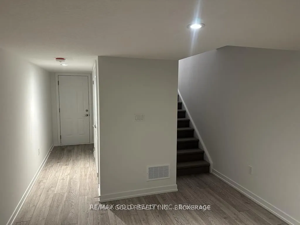 195 West Oak Trail, #N/A