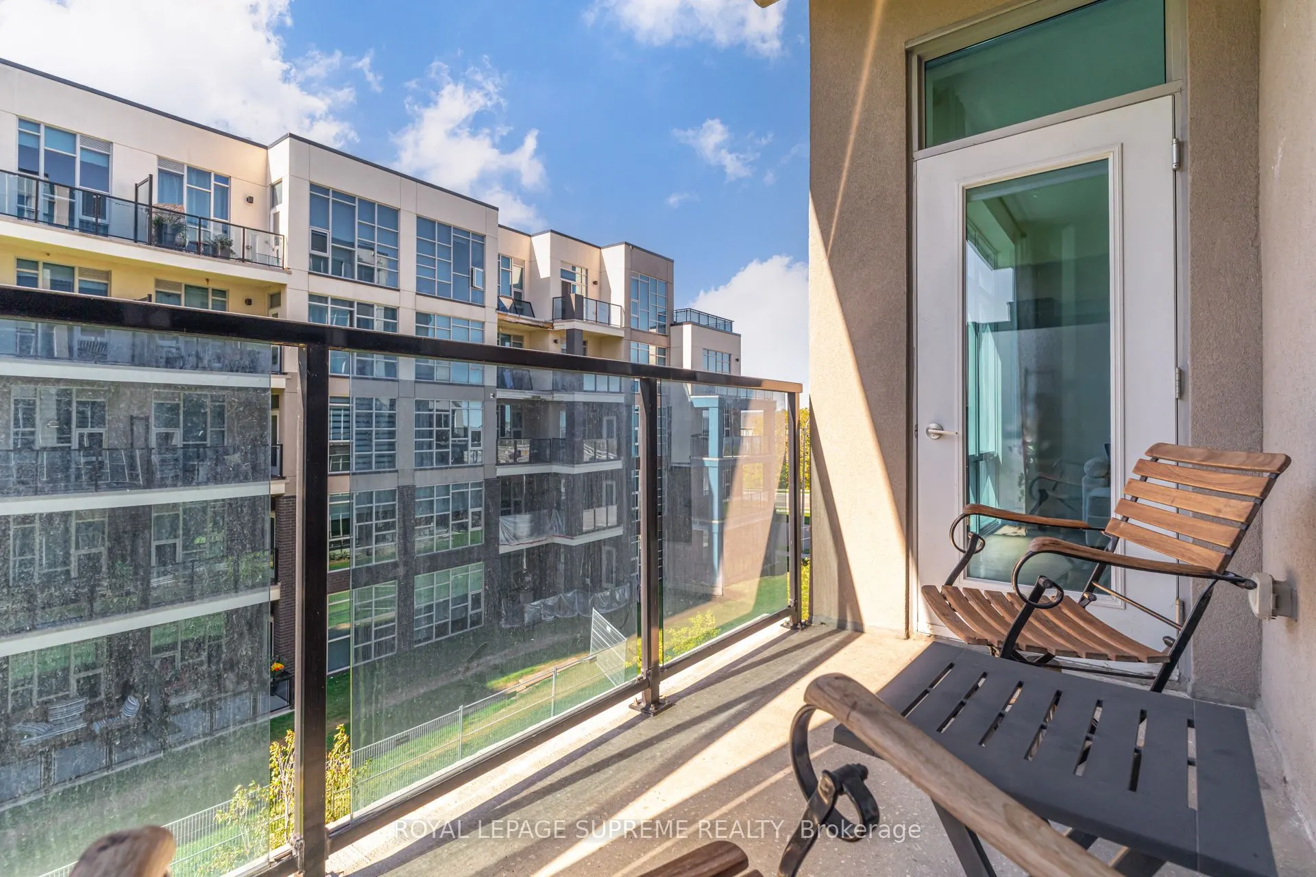 16 Concord Place, #337