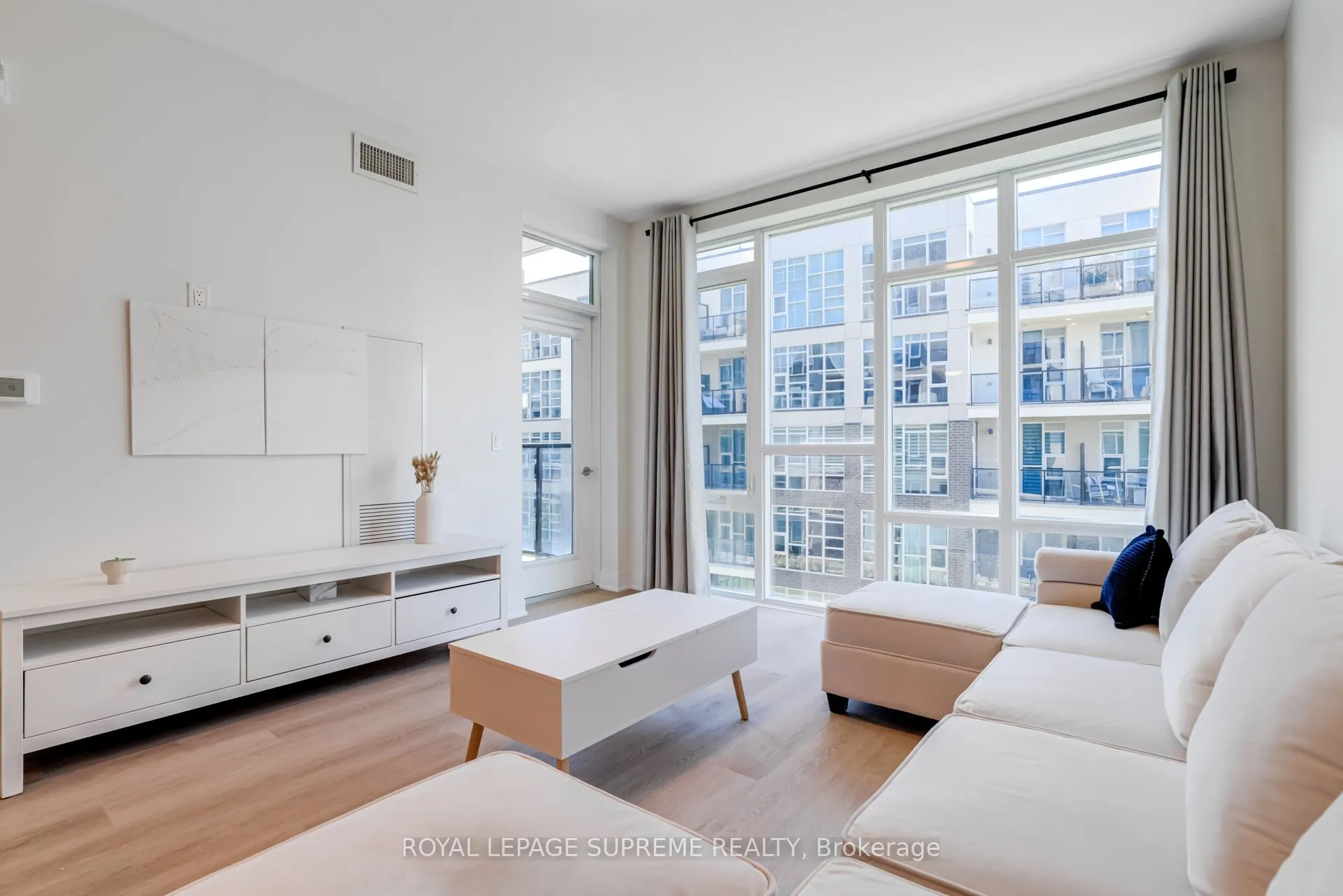 16 Concord Place, #337
