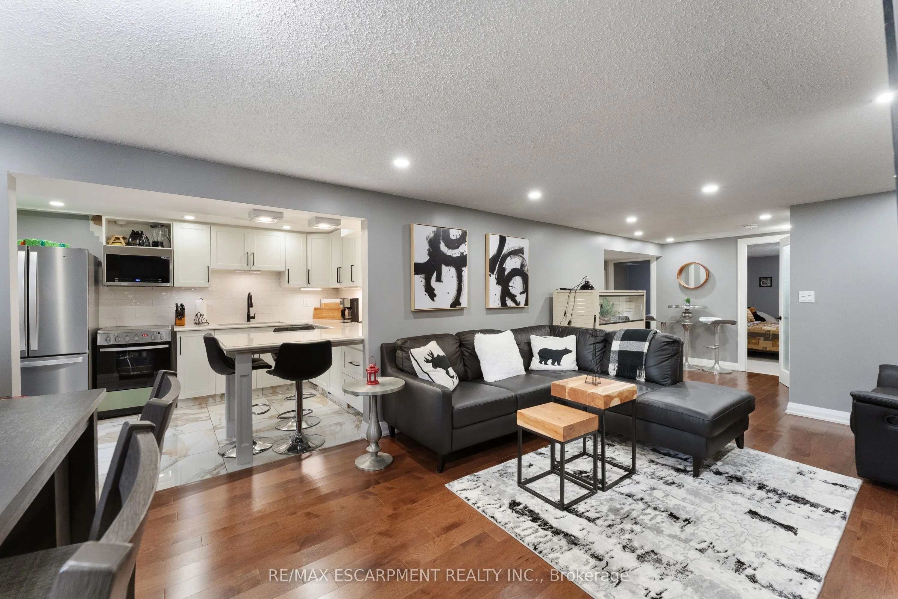 168 Hanover Place