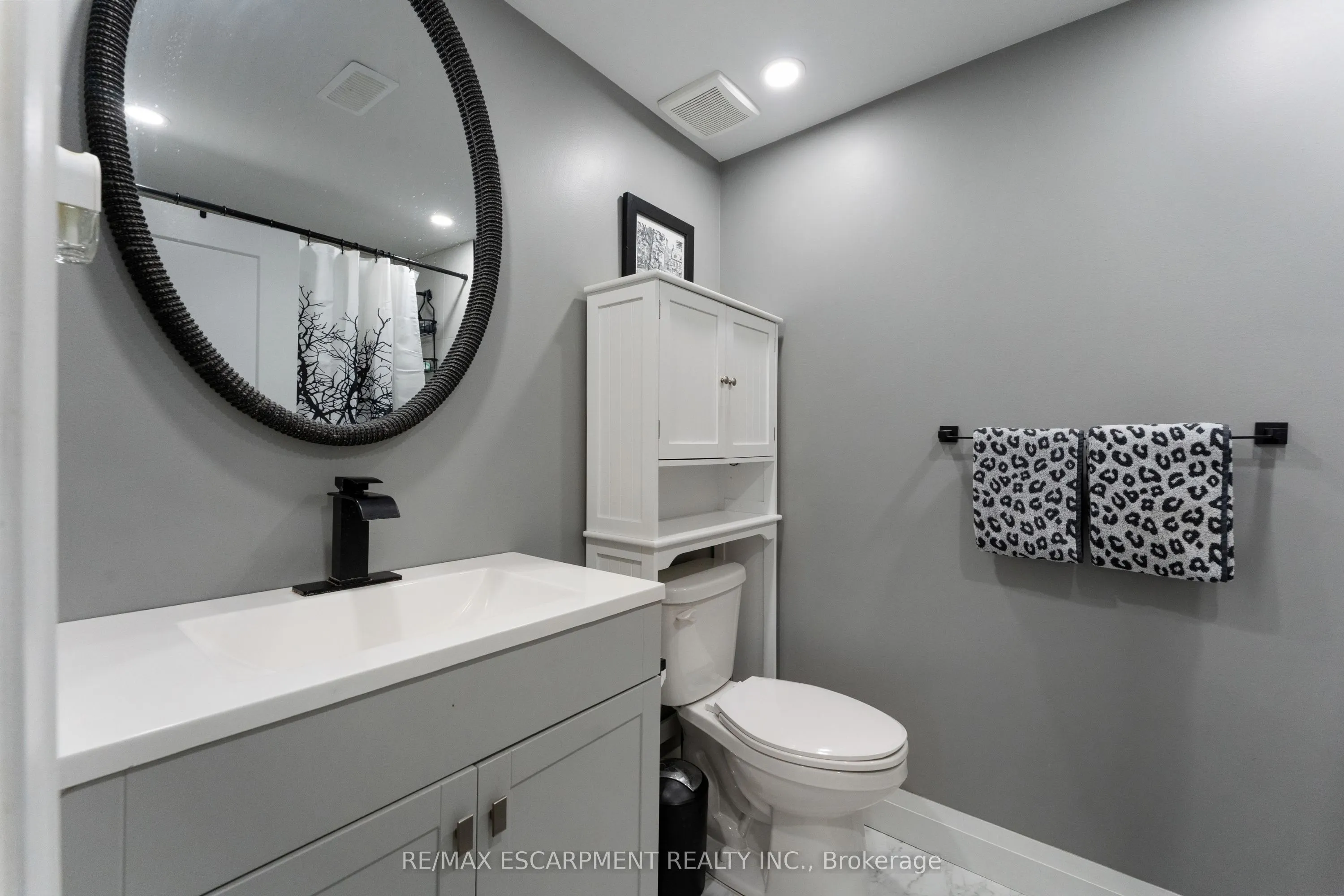 168 Hanover Place