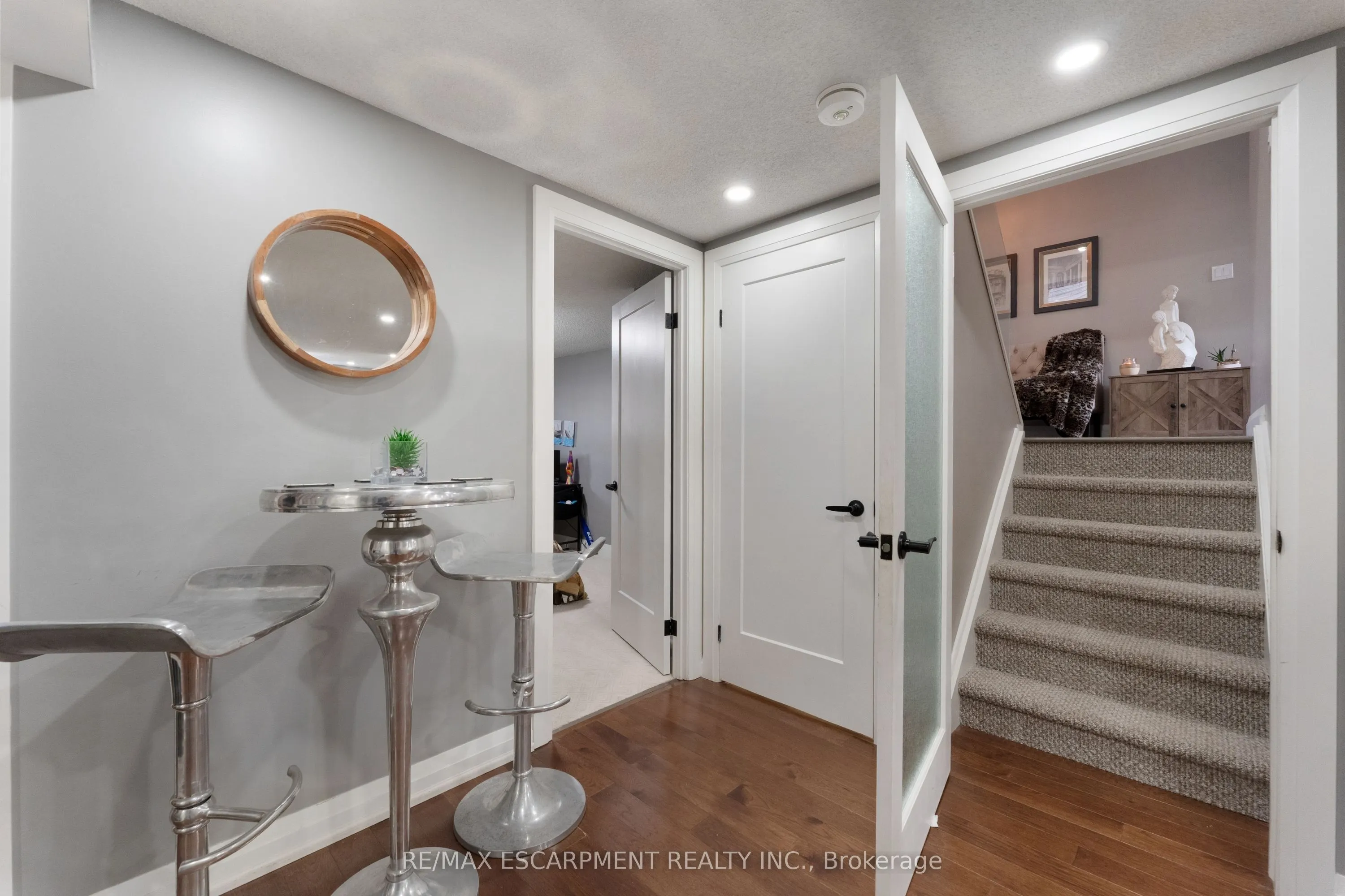 168 Hanover Place