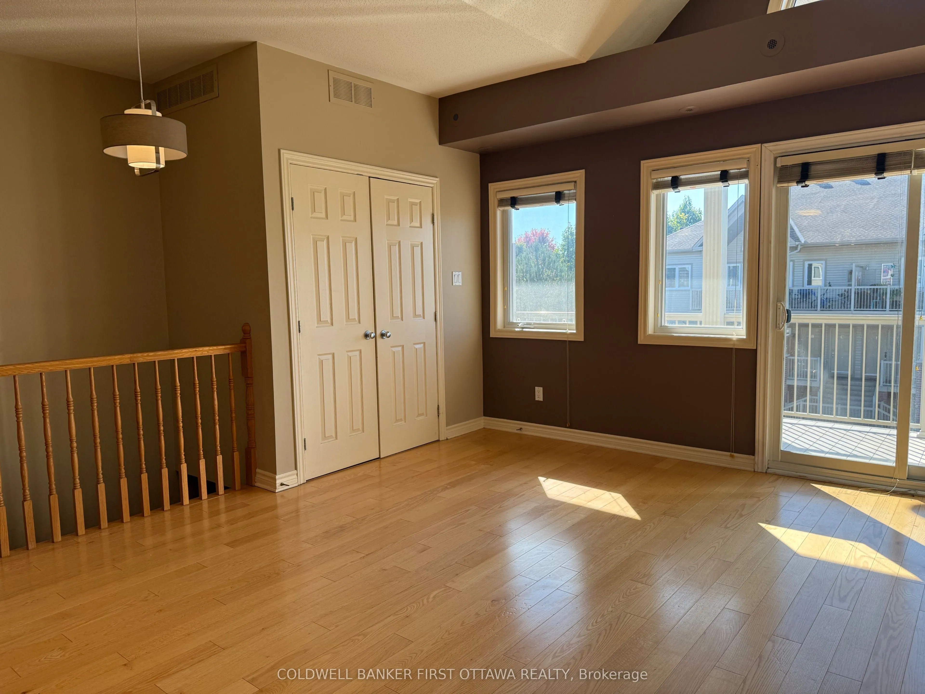 143 Oldfield Street, #F