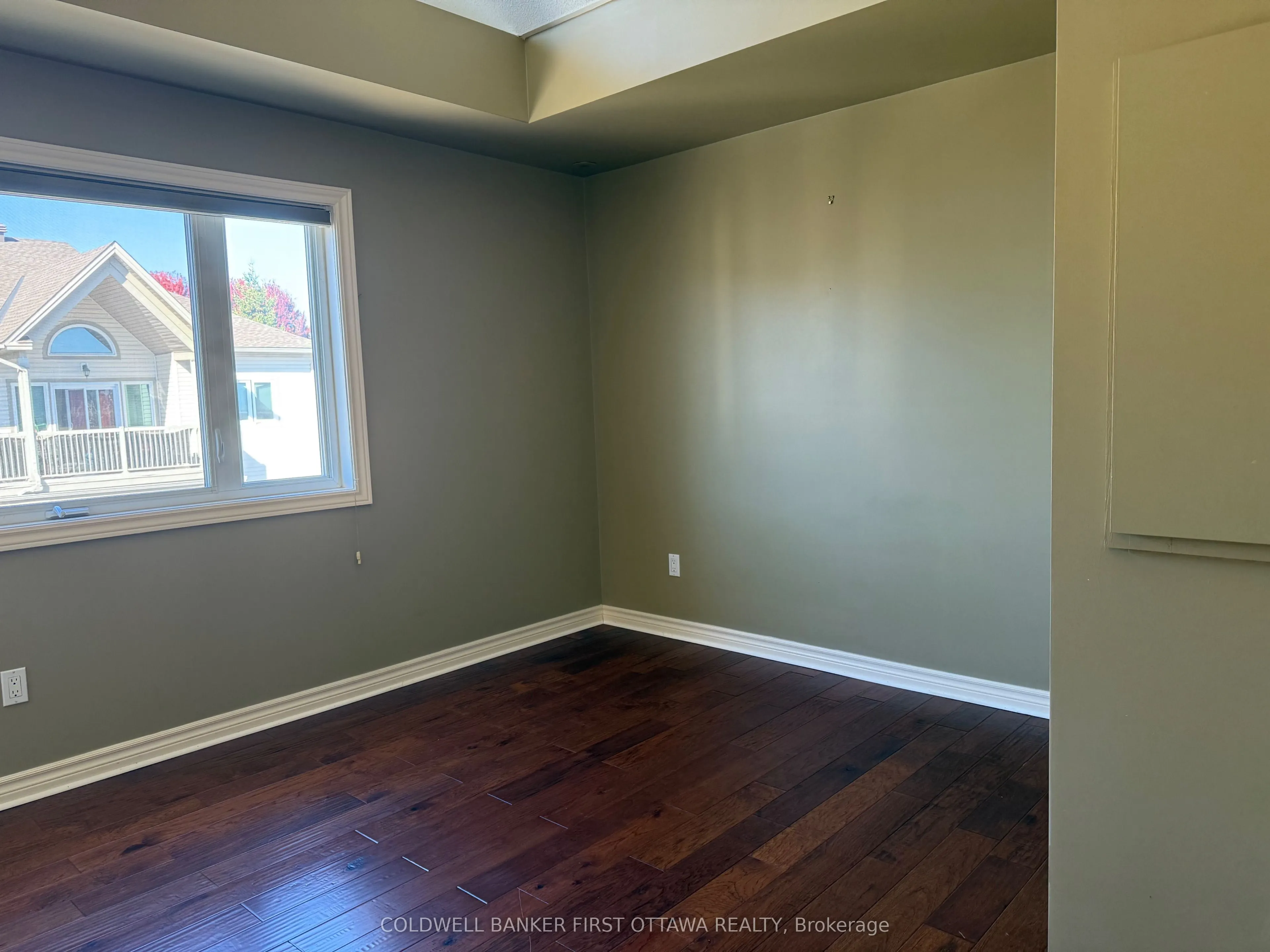 143 Oldfield Street, #F