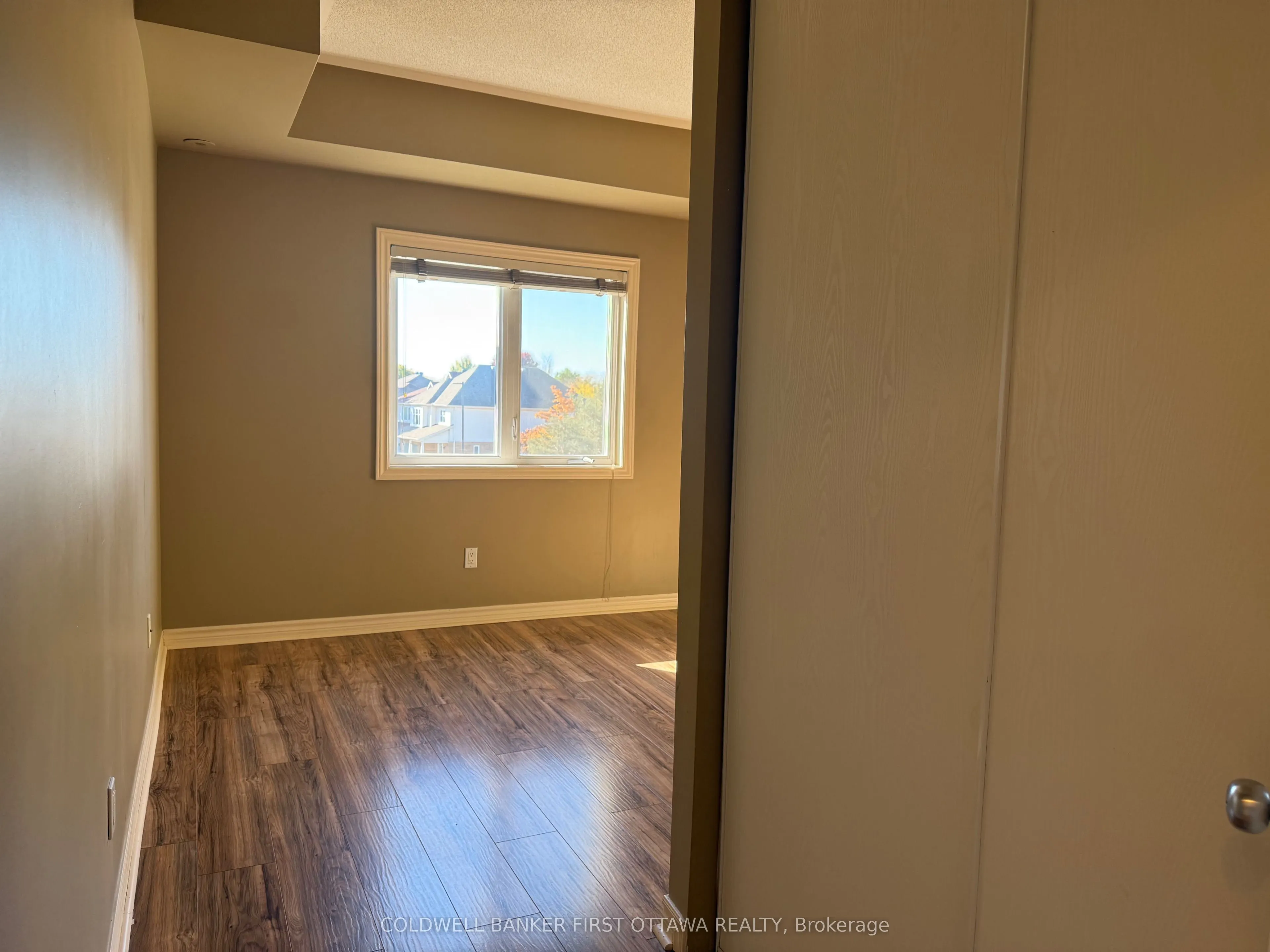143 Oldfield Street, #F