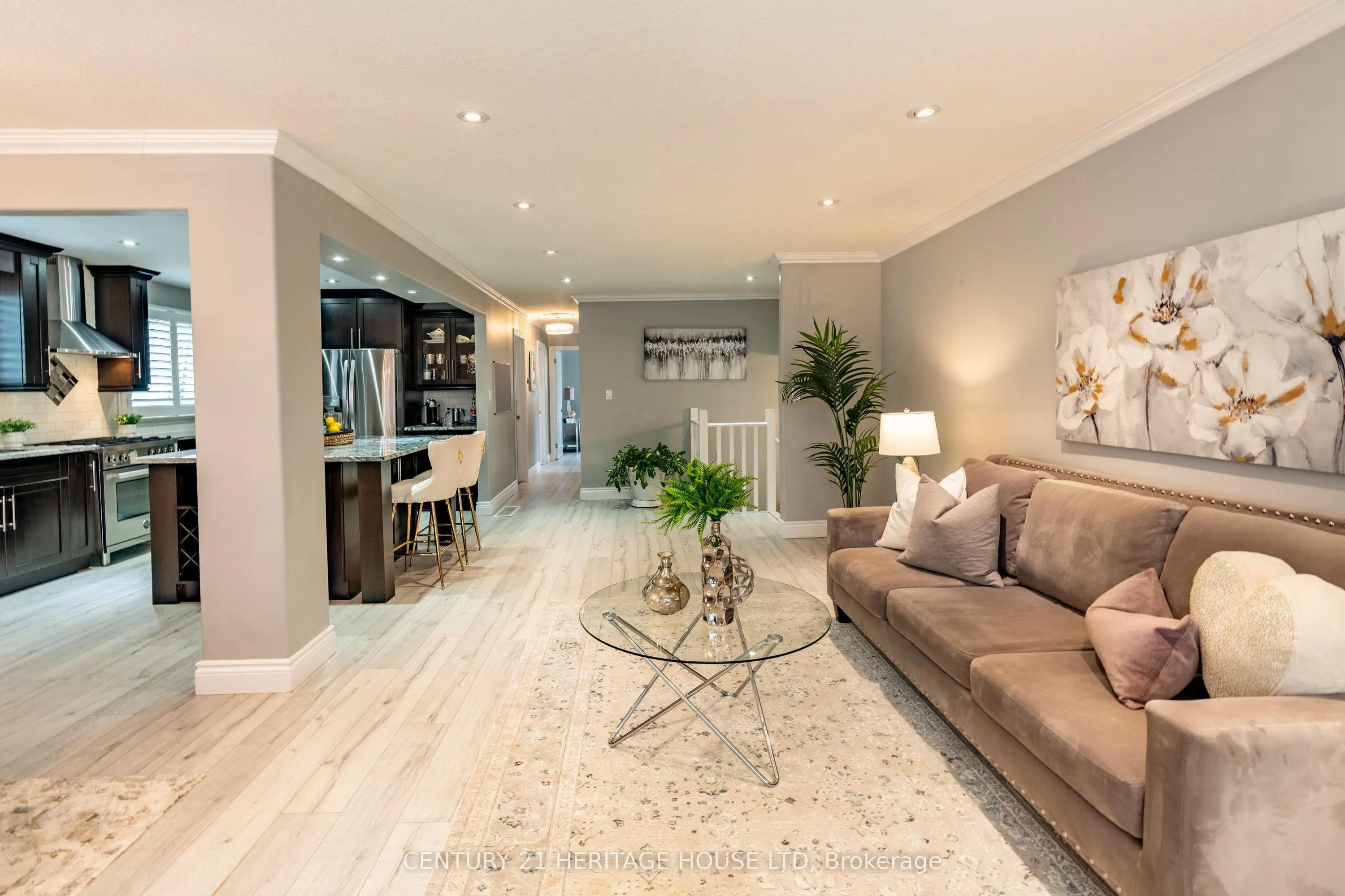 5 Beechwood Avenue