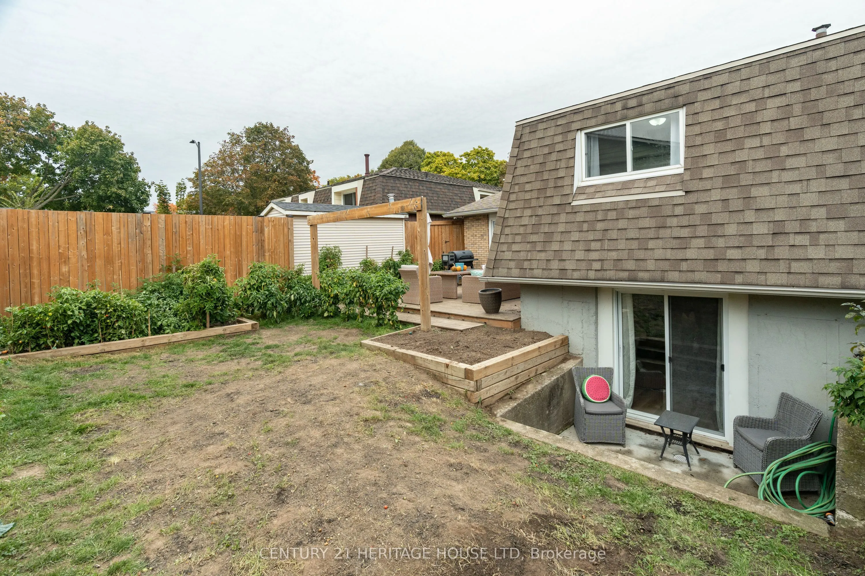 5 Beechwood Avenue