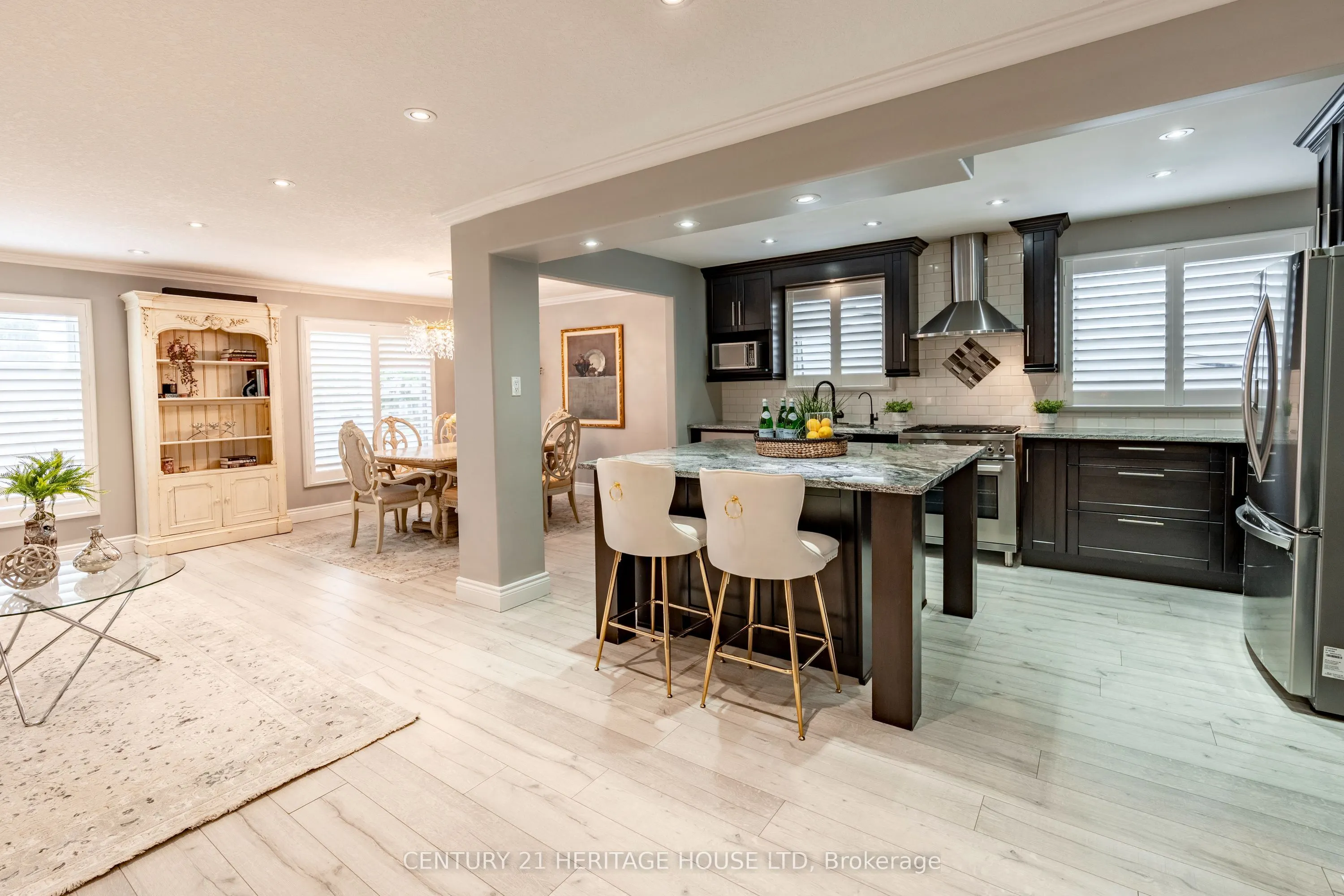 5 Beechwood Avenue