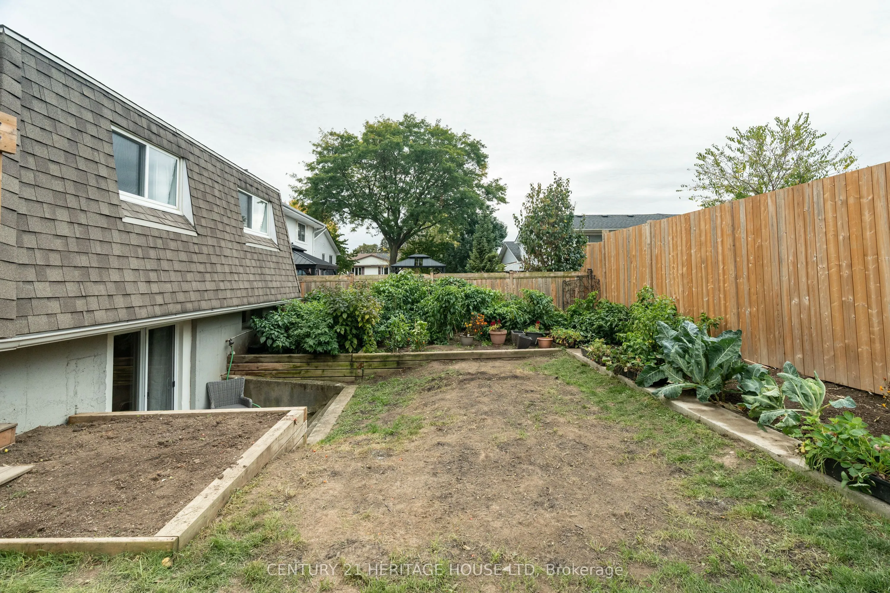 5 Beechwood Avenue