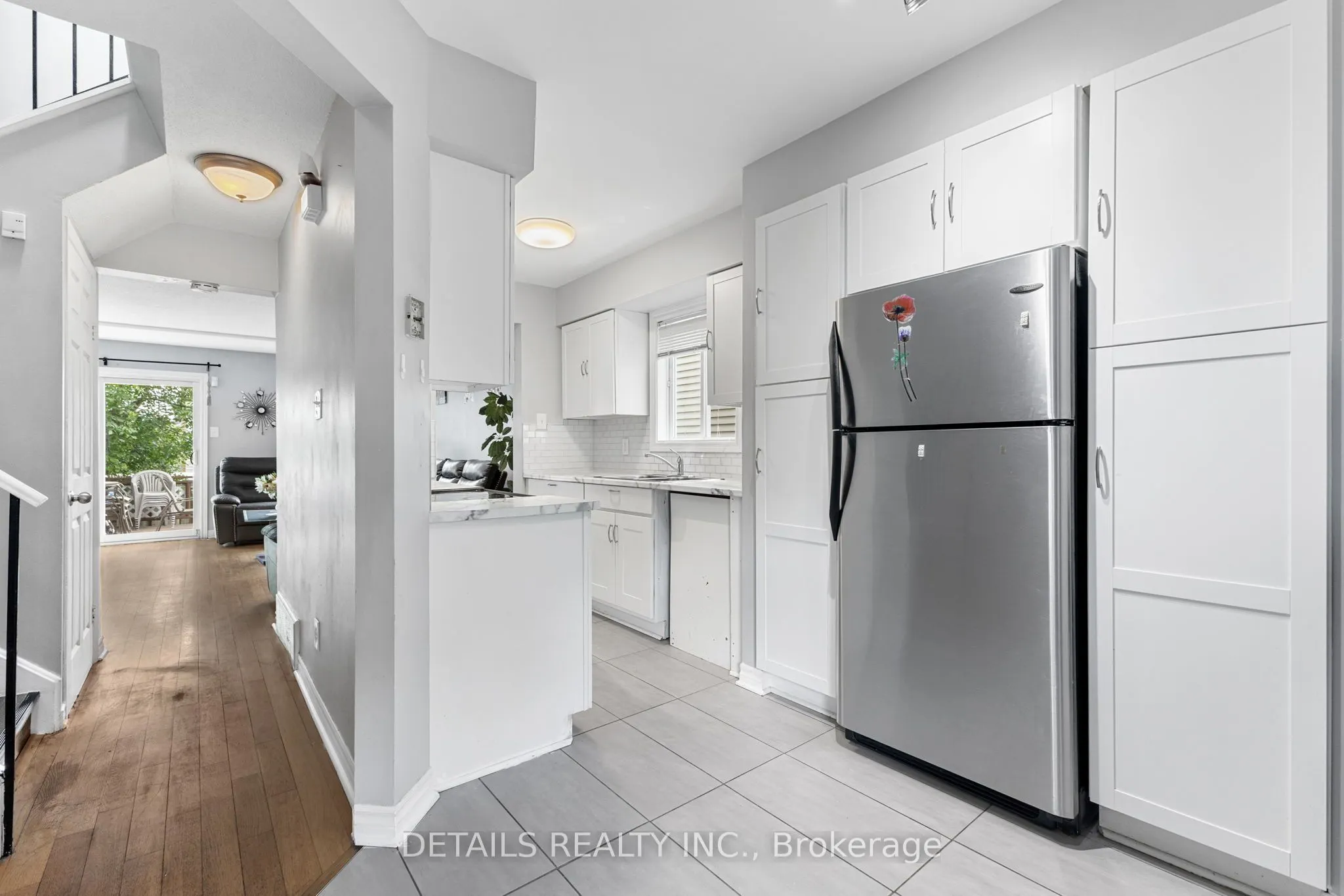 1401 Coulter Place