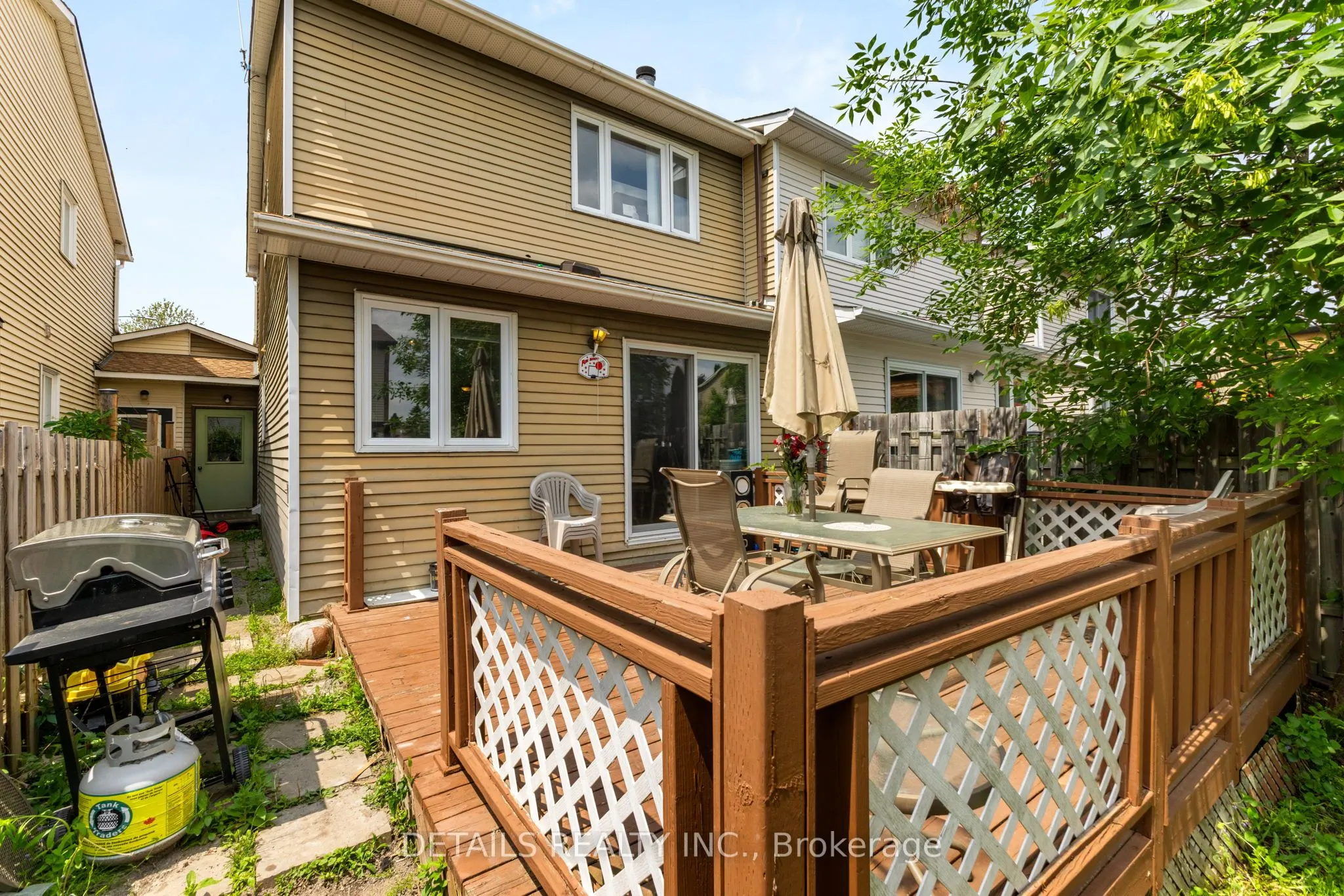 1401 Coulter Place