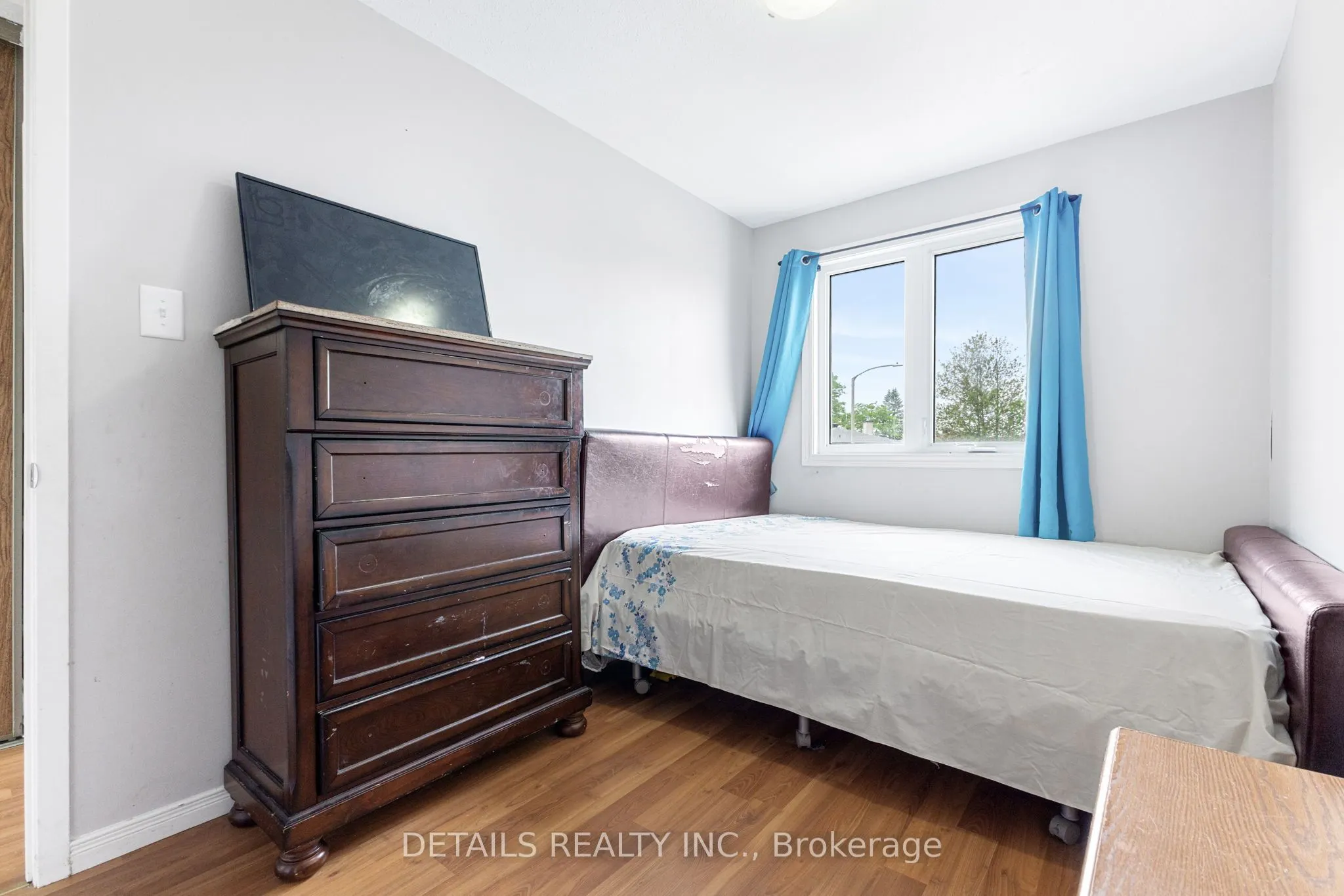 1401 Coulter Place