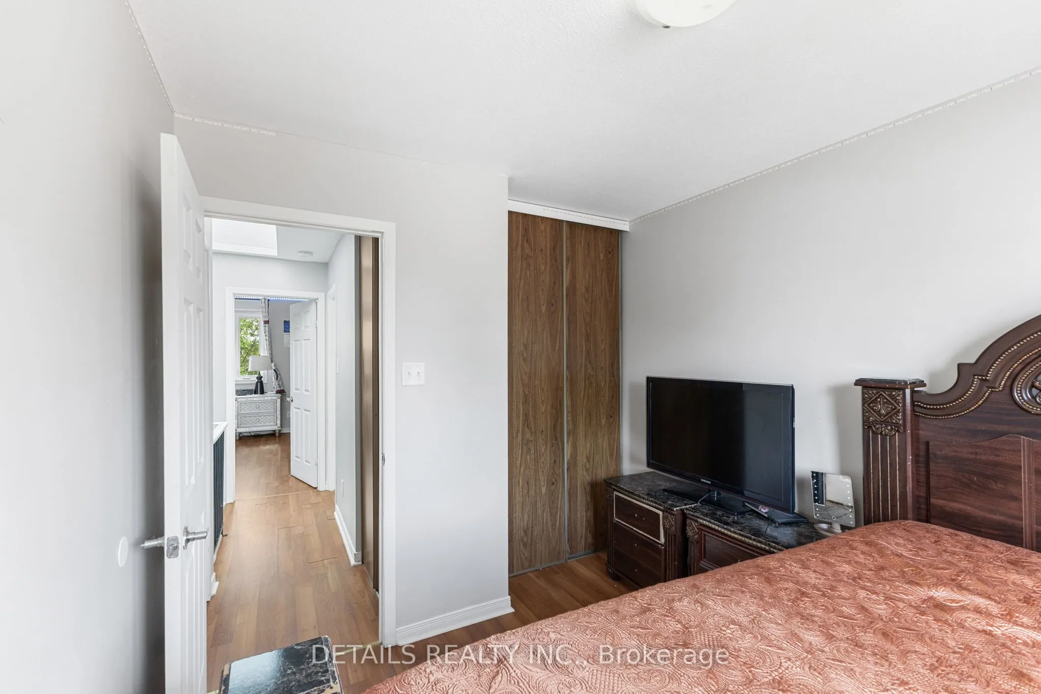1401 Coulter Place