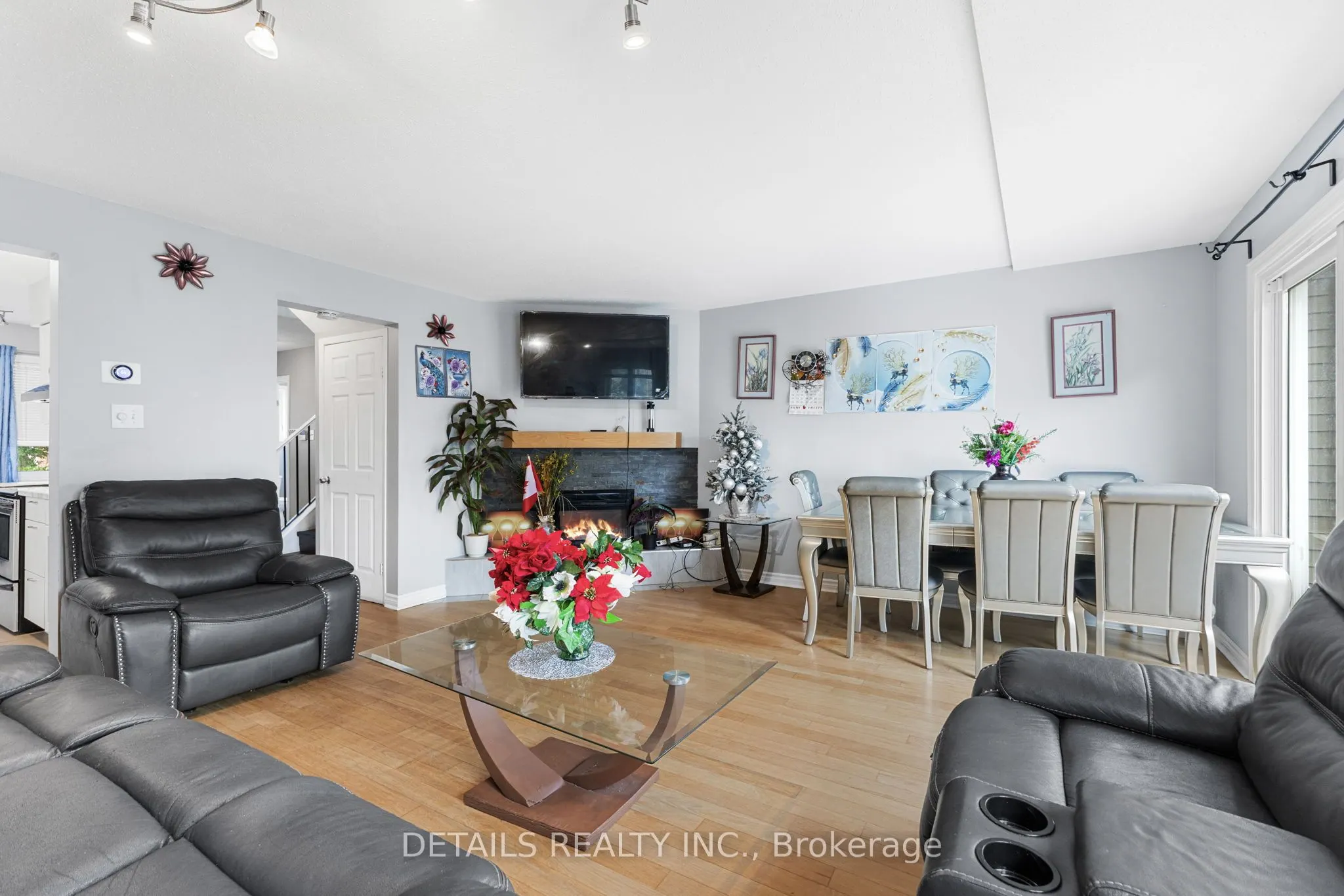 1401 Coulter Place