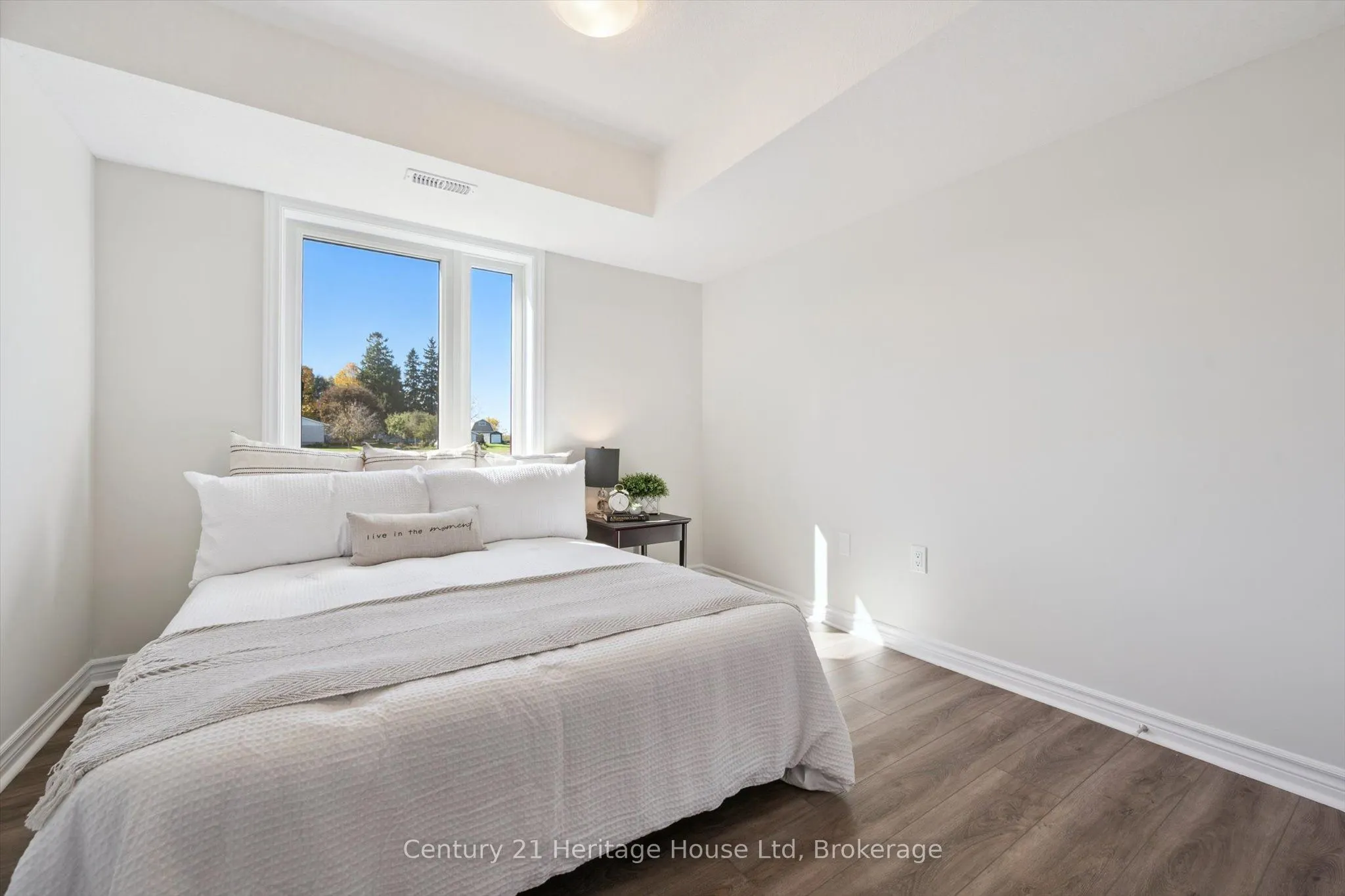 465 Garafraxa Street W, #6