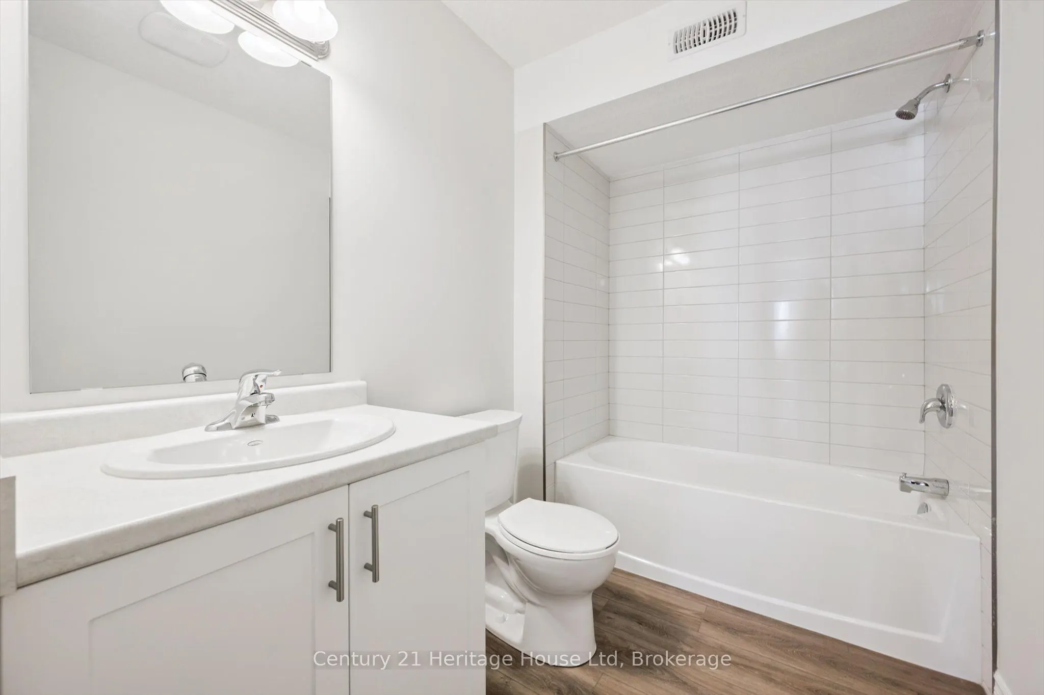 465 Garafraxa Street W, #6