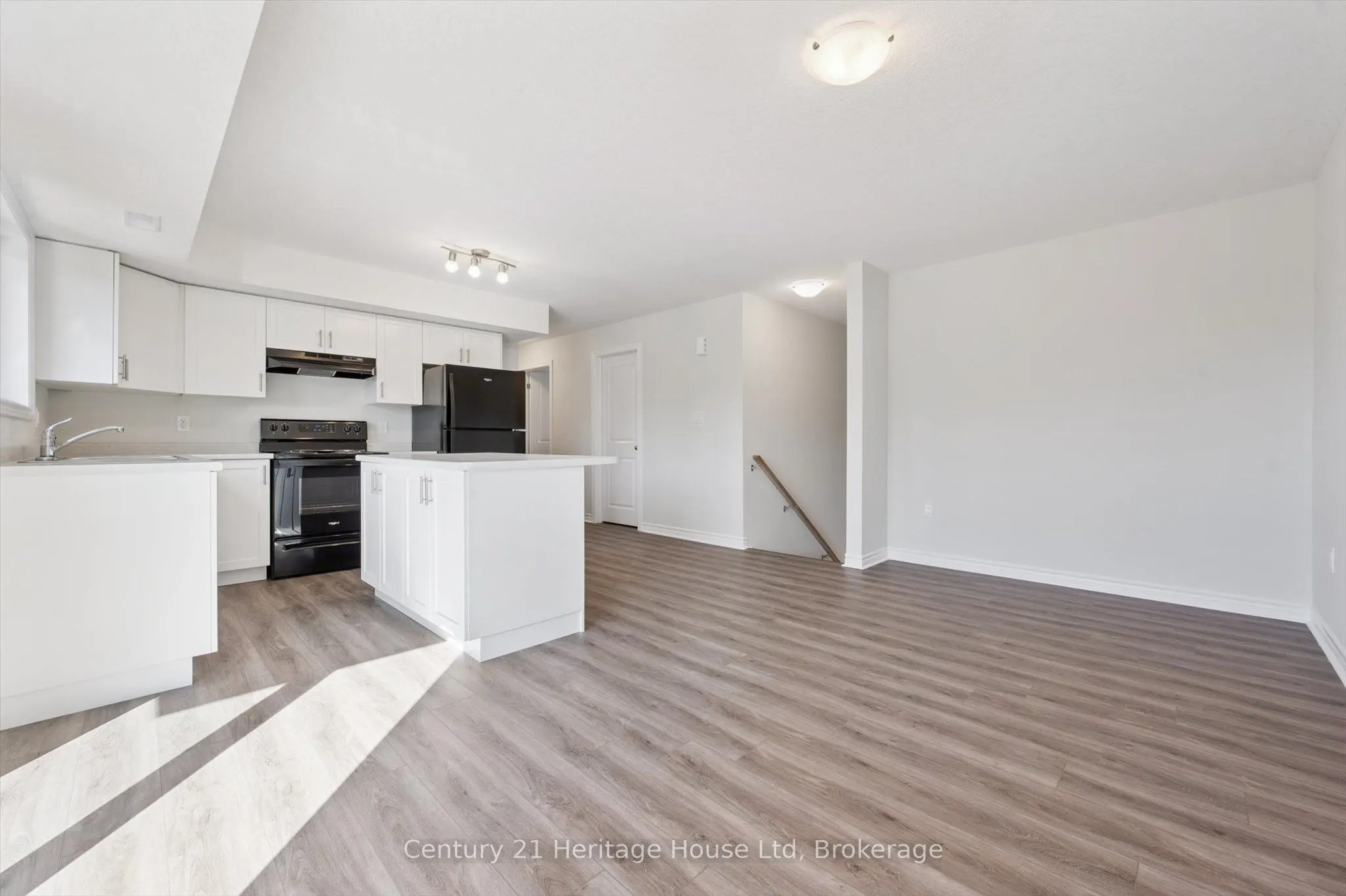 465 Garafraxa Street W, #6