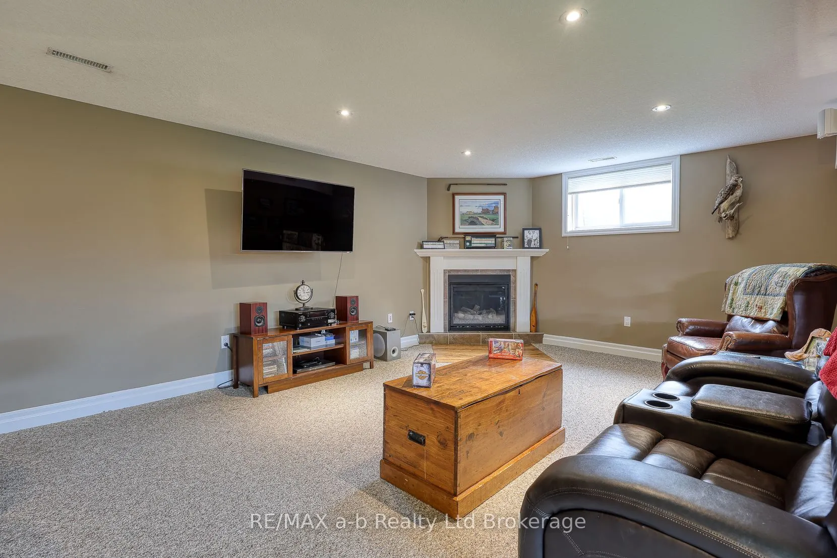 111 King Street East, Unit 22 Street