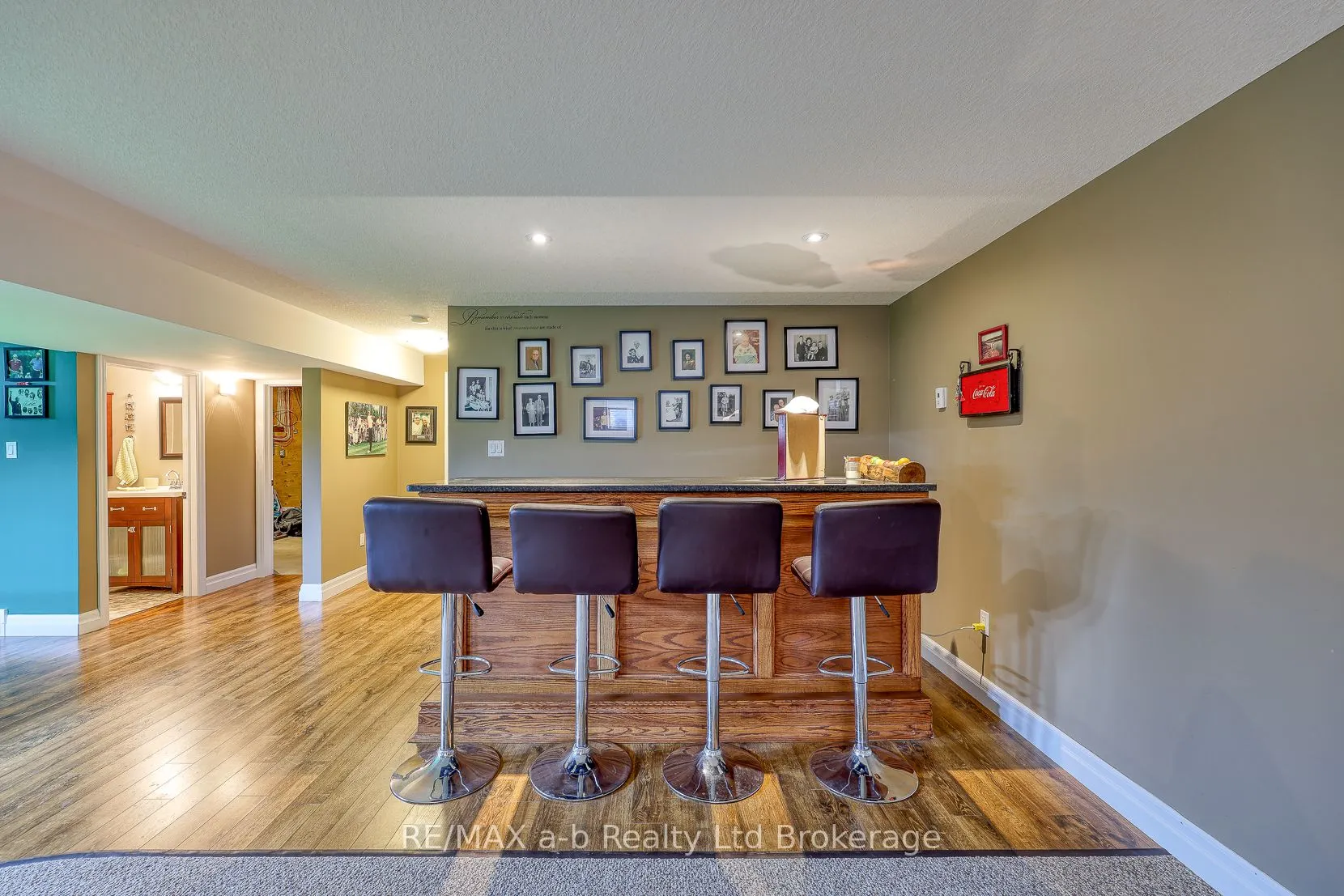 111 King Street East, Unit 22 Street