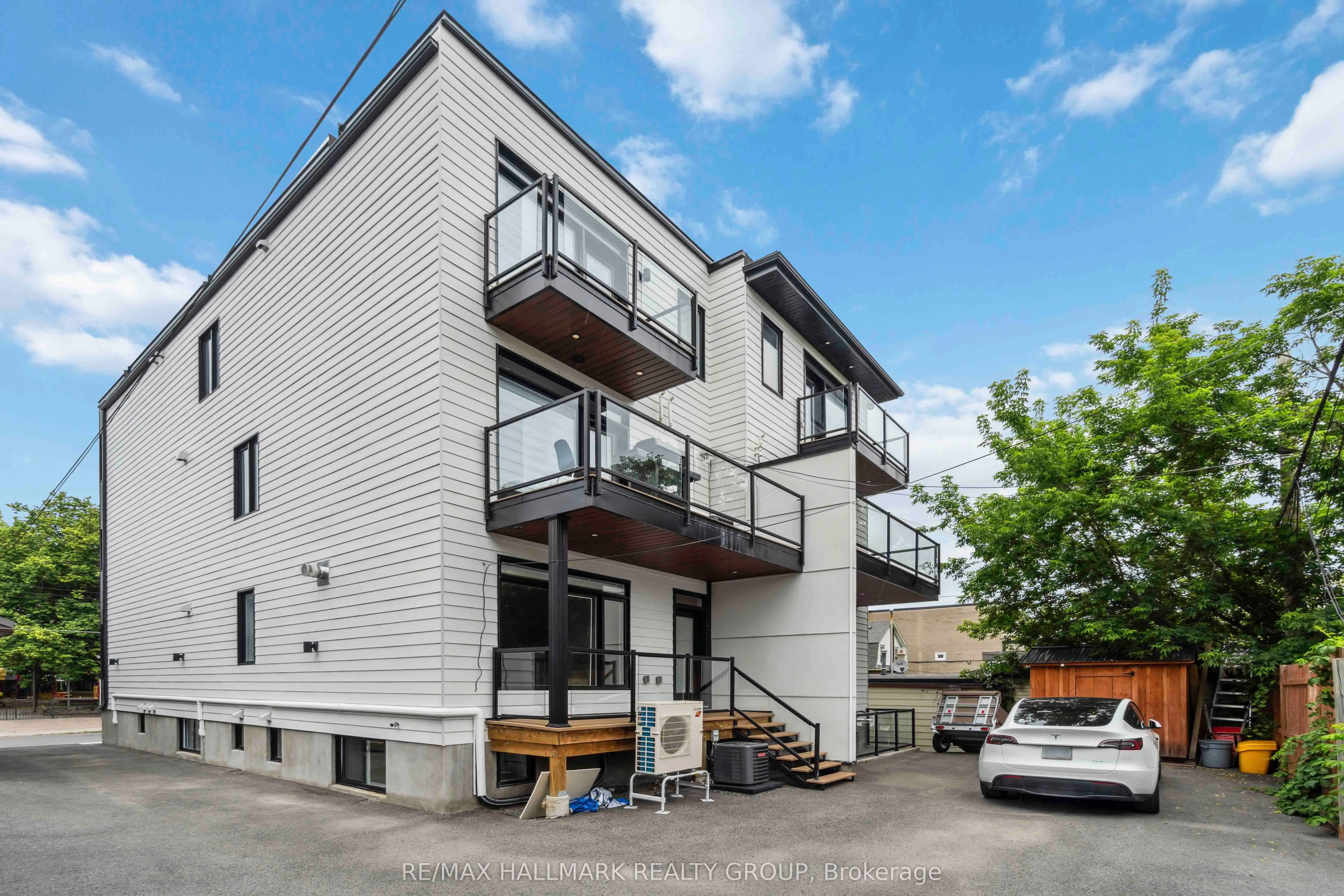 72 Armstrong Street, #E