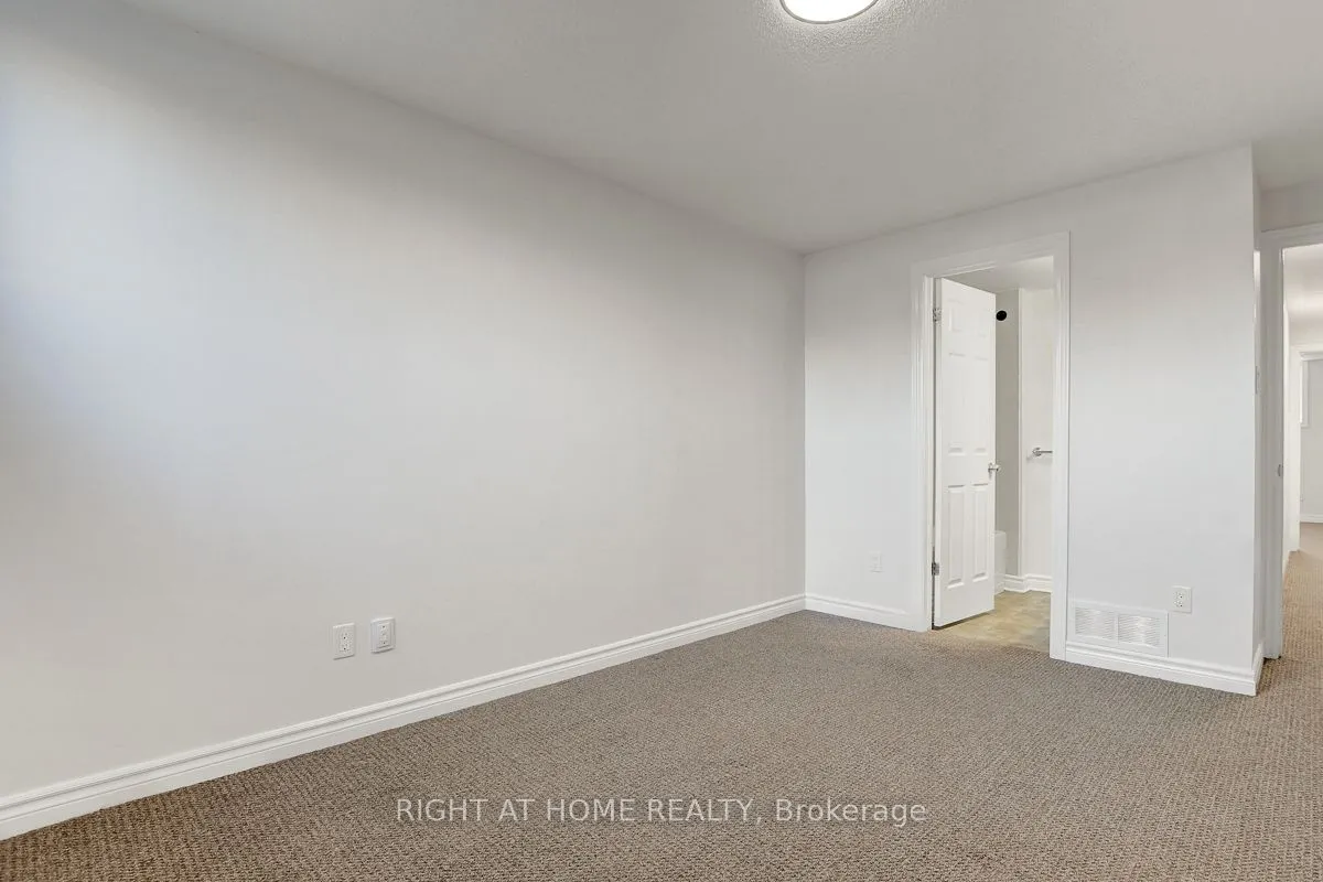 739 Lakeridge Drive, #10