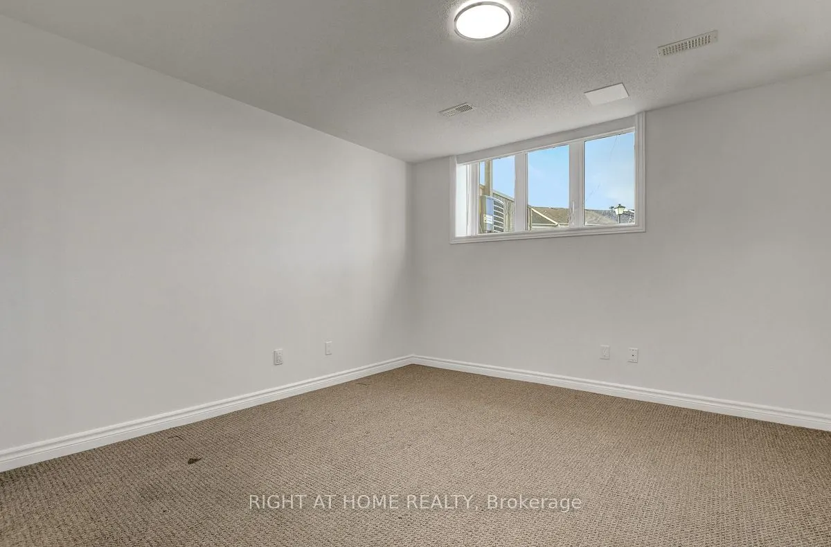 739 Lakeridge Drive, #10