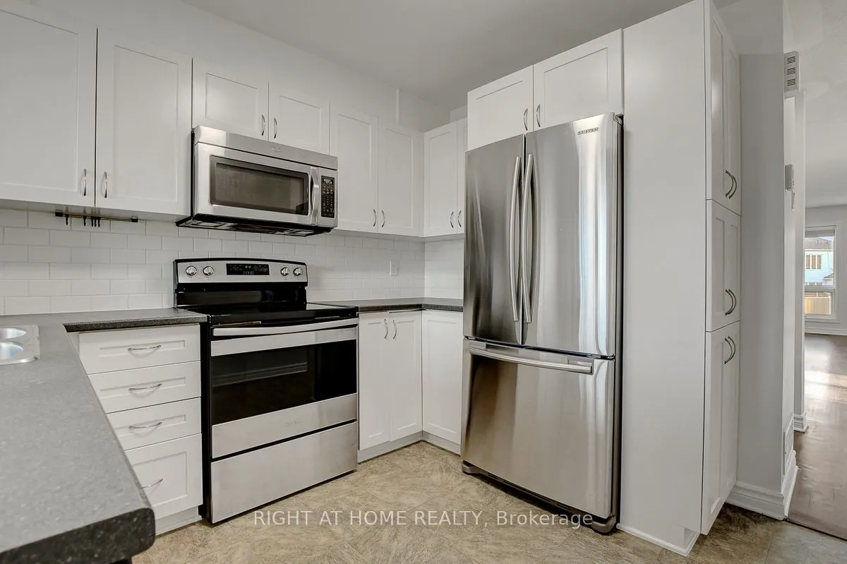 739 Lakeridge Drive, #10