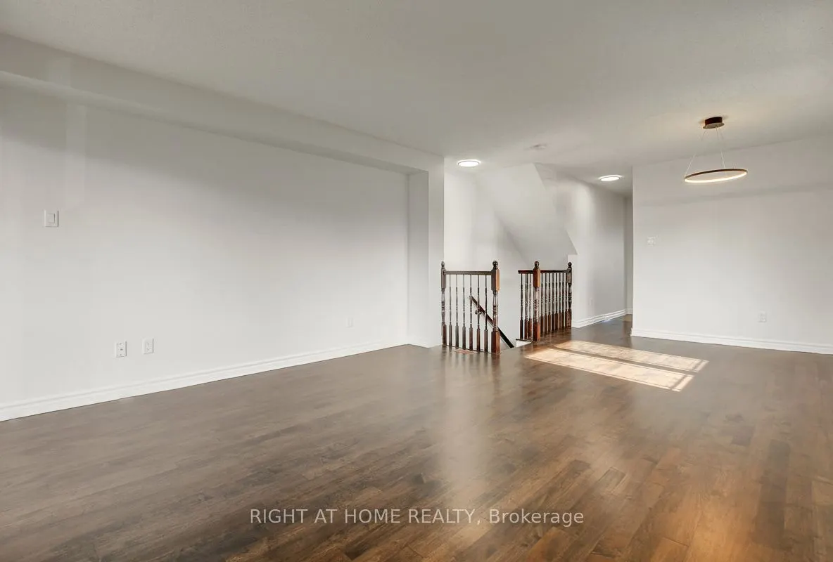 739 Lakeridge Drive, #10