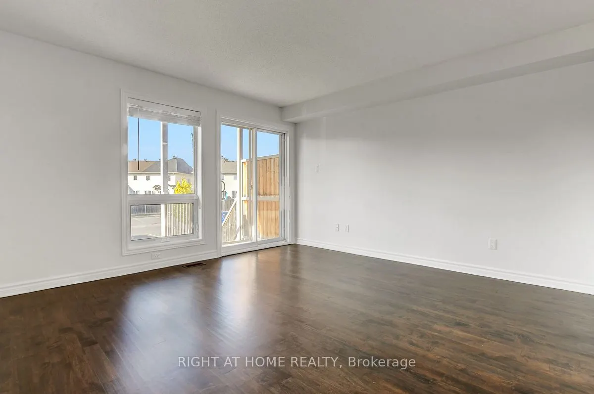 739 Lakeridge Drive, #10