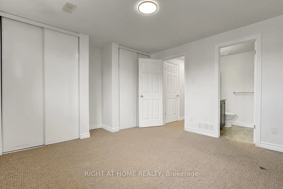 739 Lakeridge Drive, #10