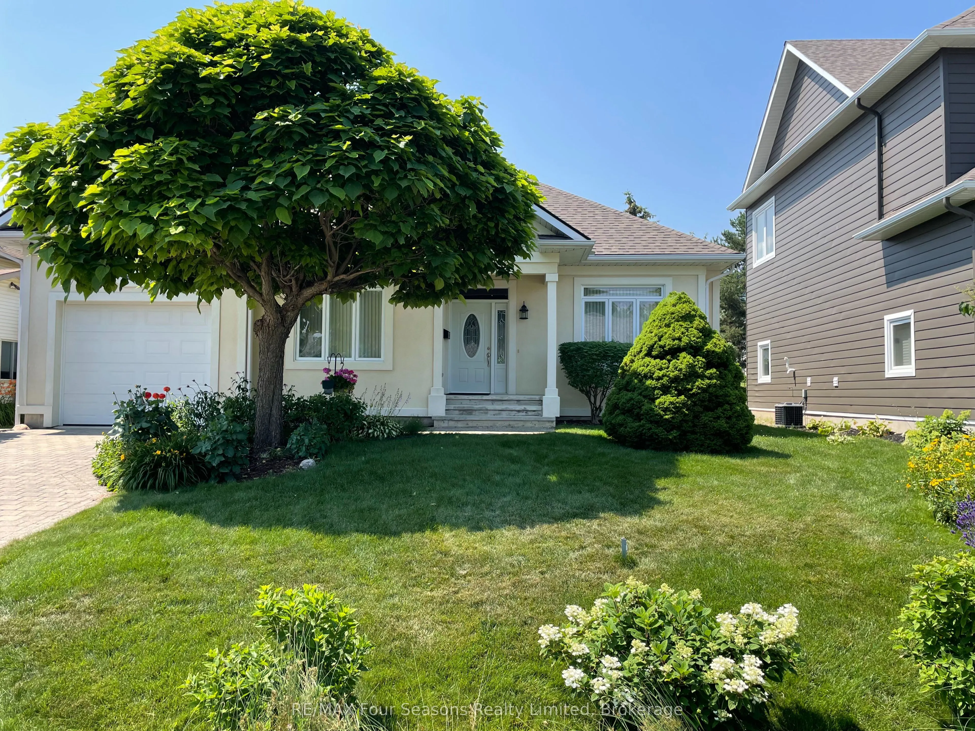 150 Brooker Boulevard