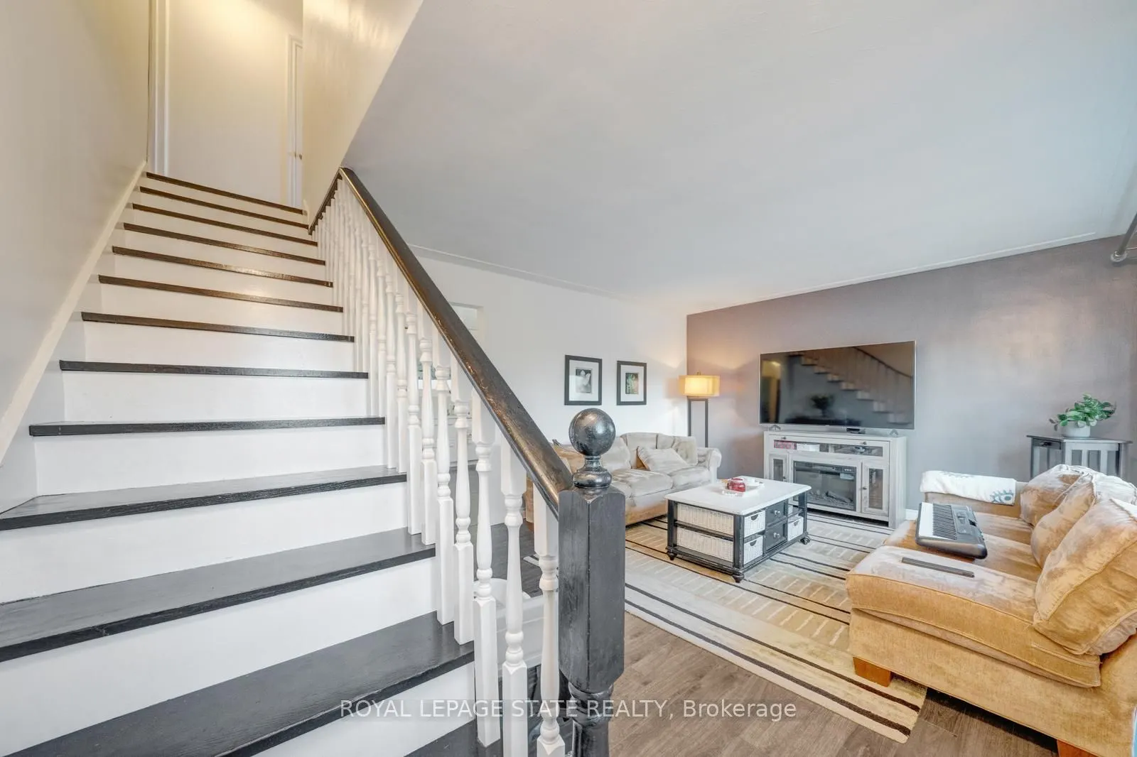 62 brentwood Drive