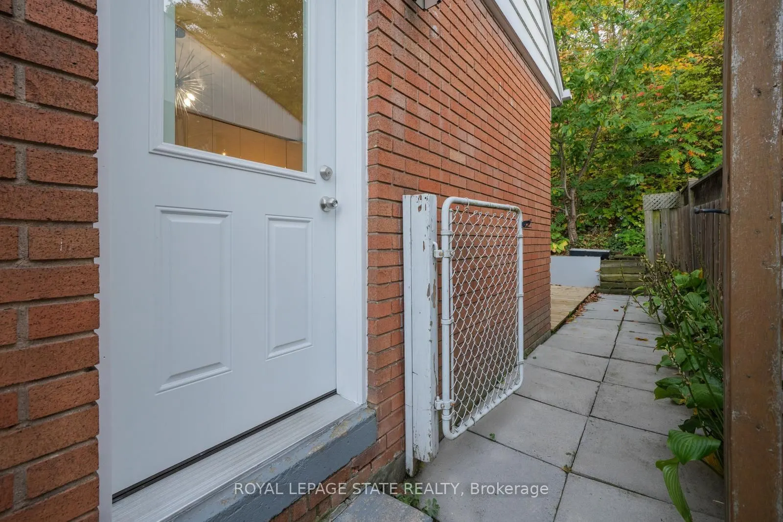 62 brentwood Drive