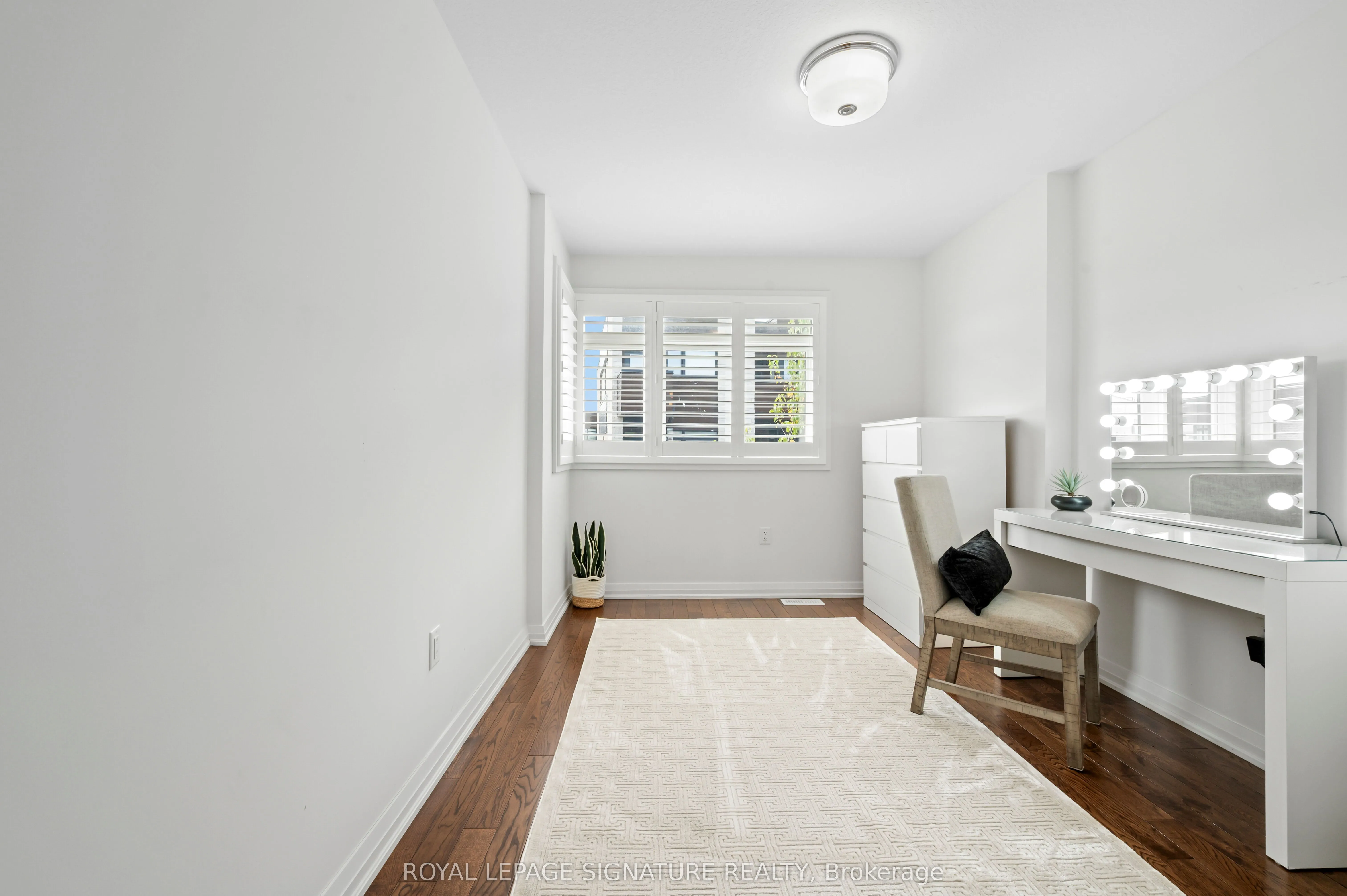 35 Midhurst Heights, #22