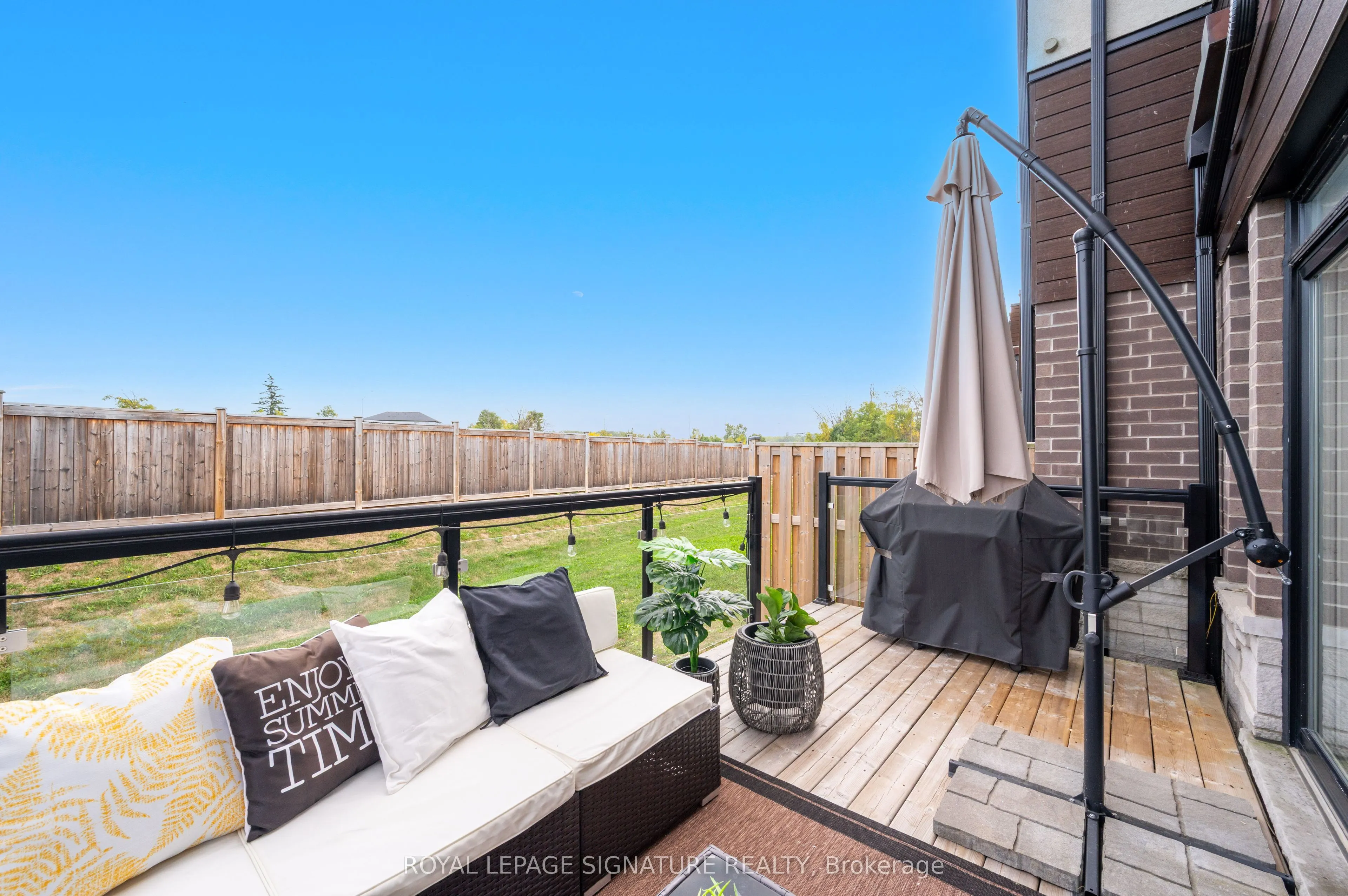35 Midhurst Heights, #22