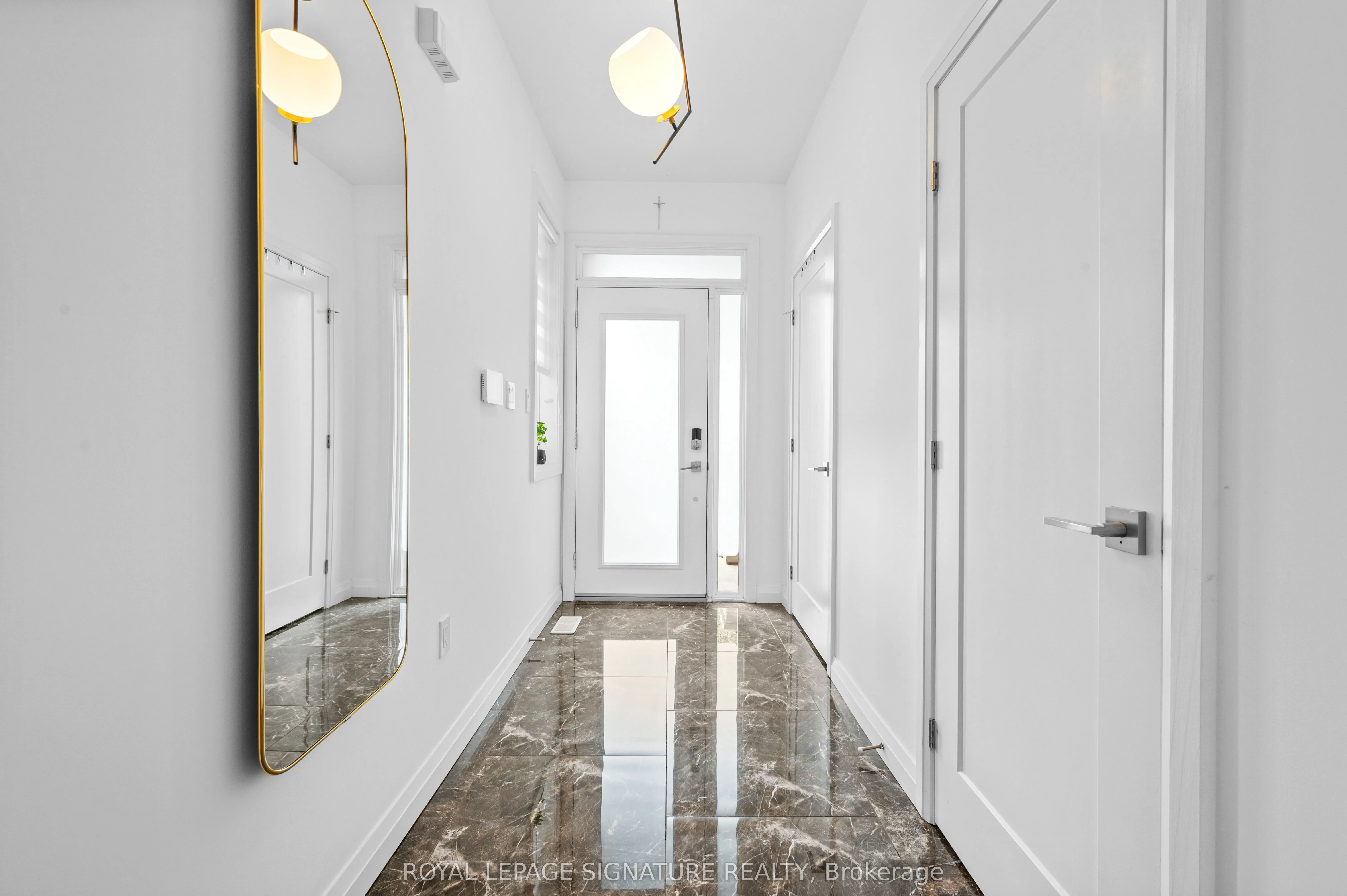 35 Midhurst Heights, #22