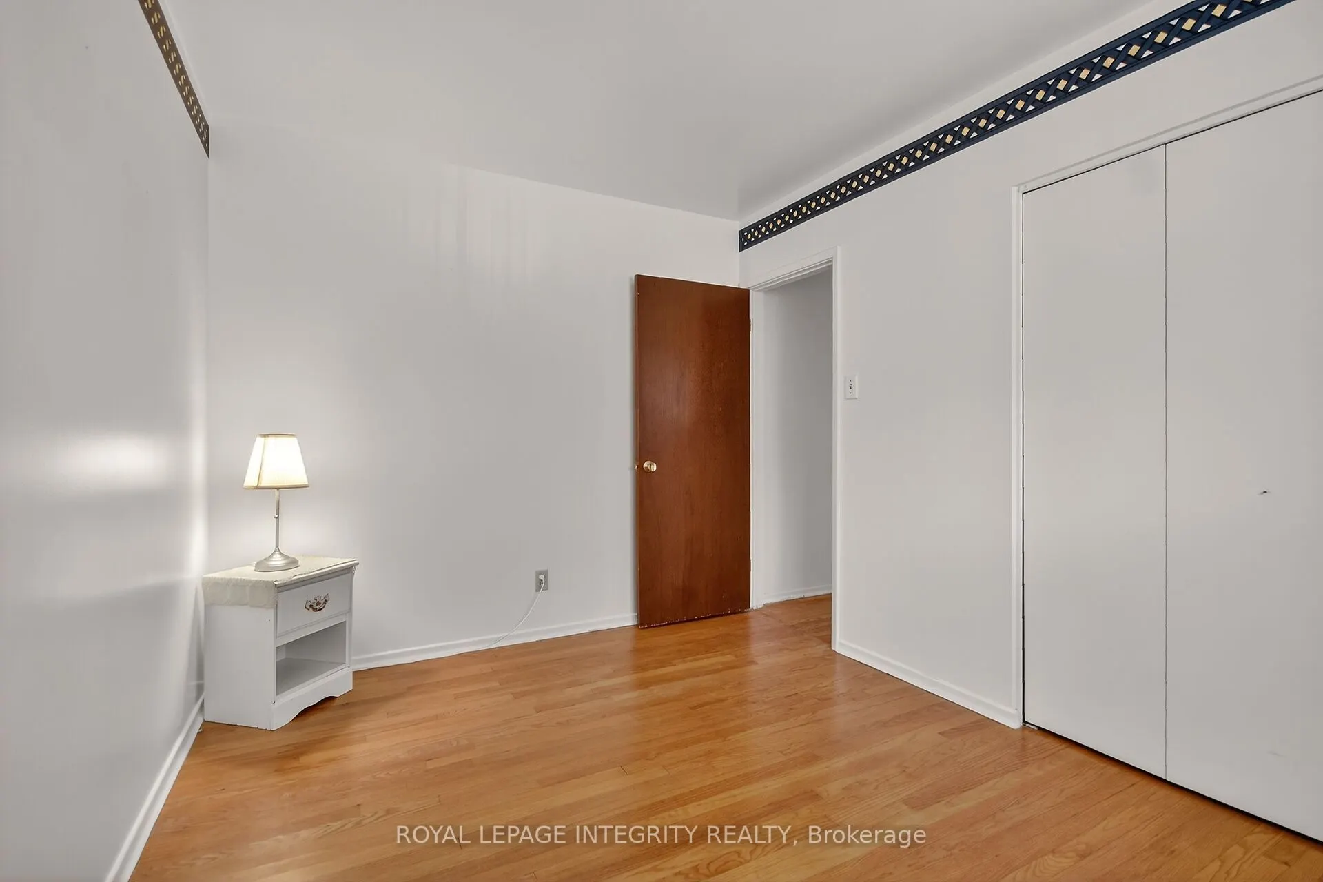 2106 Dunelm Street