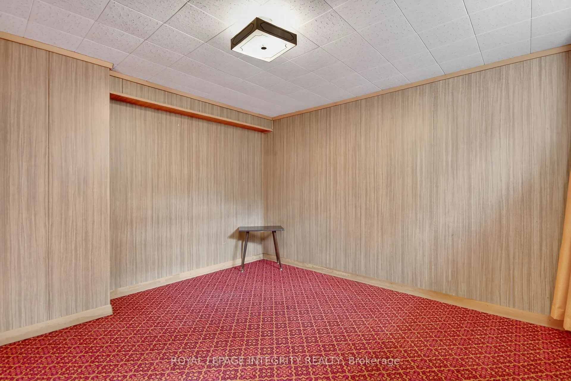 2106 Dunelm Street