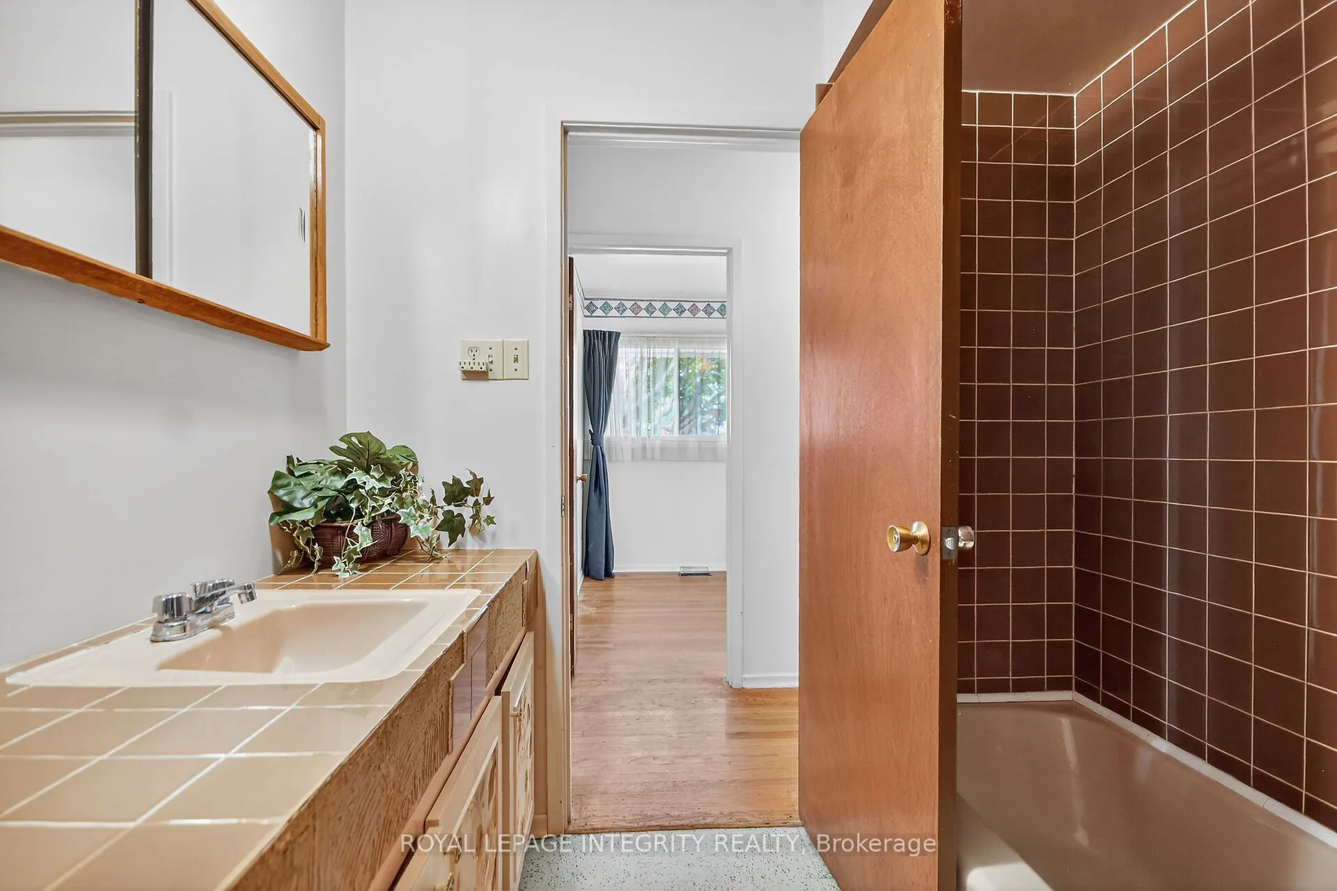 2106 Dunelm Street
