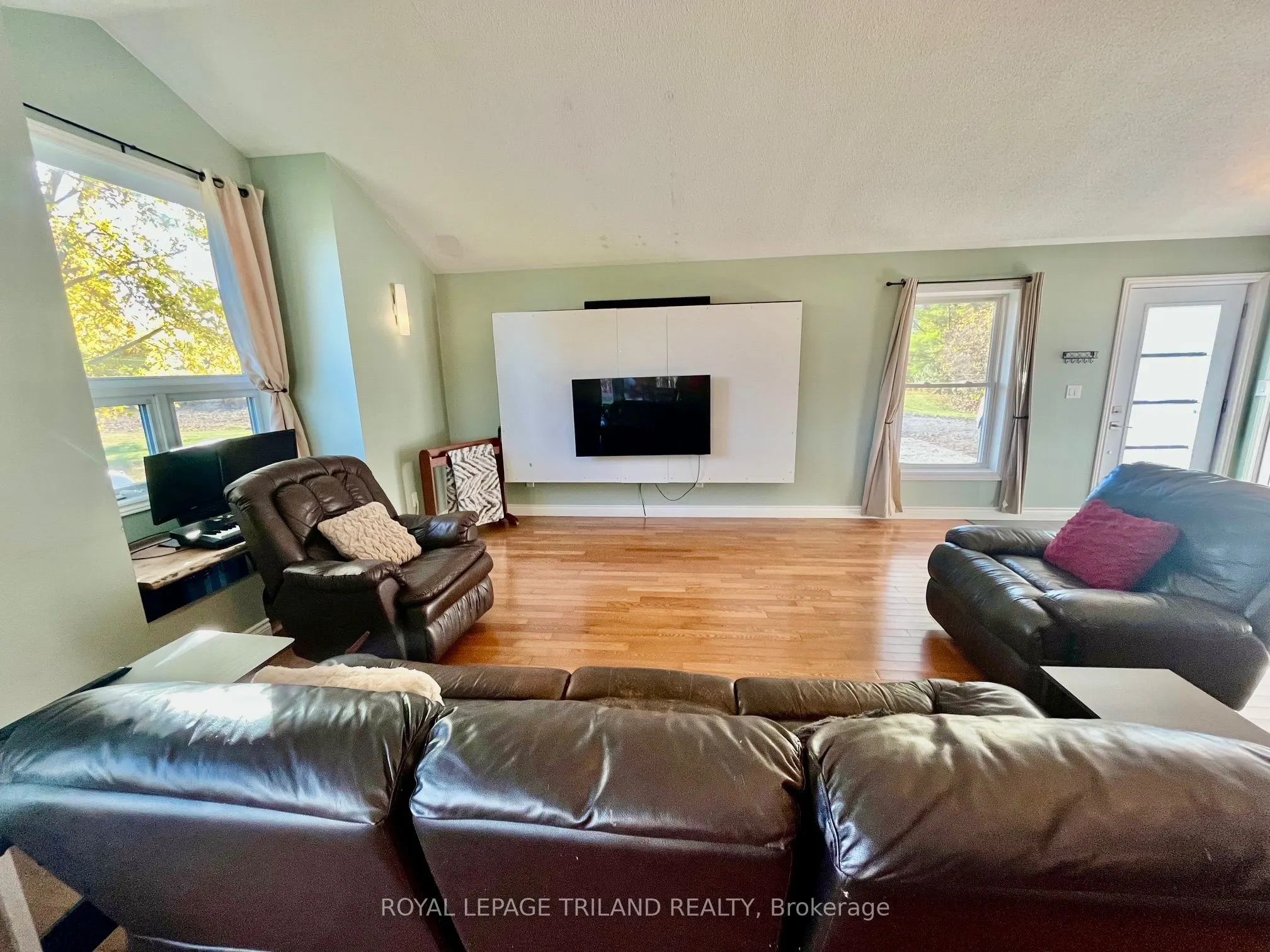 32896 Chalmers Line