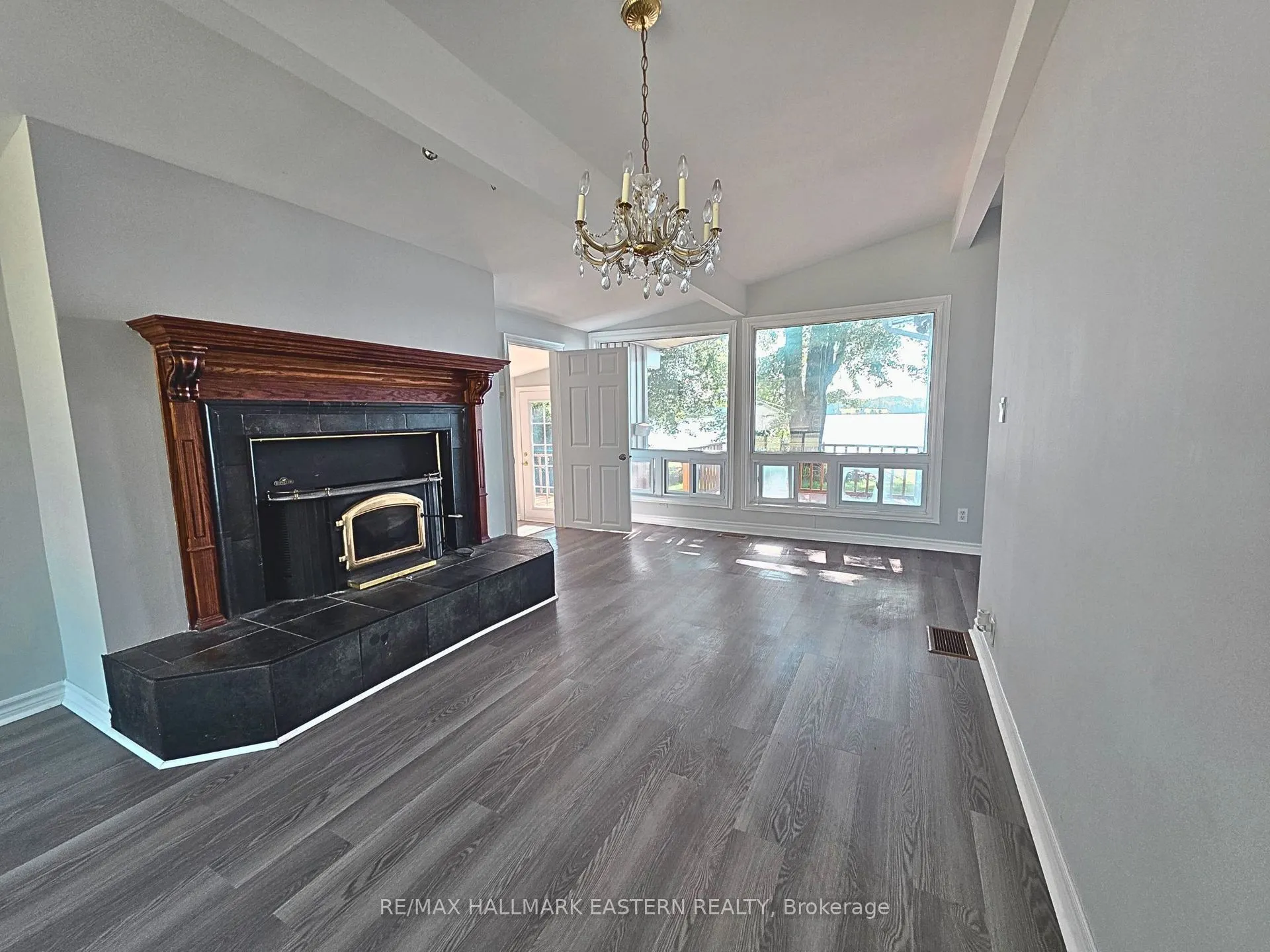 30 Edgewater Drive