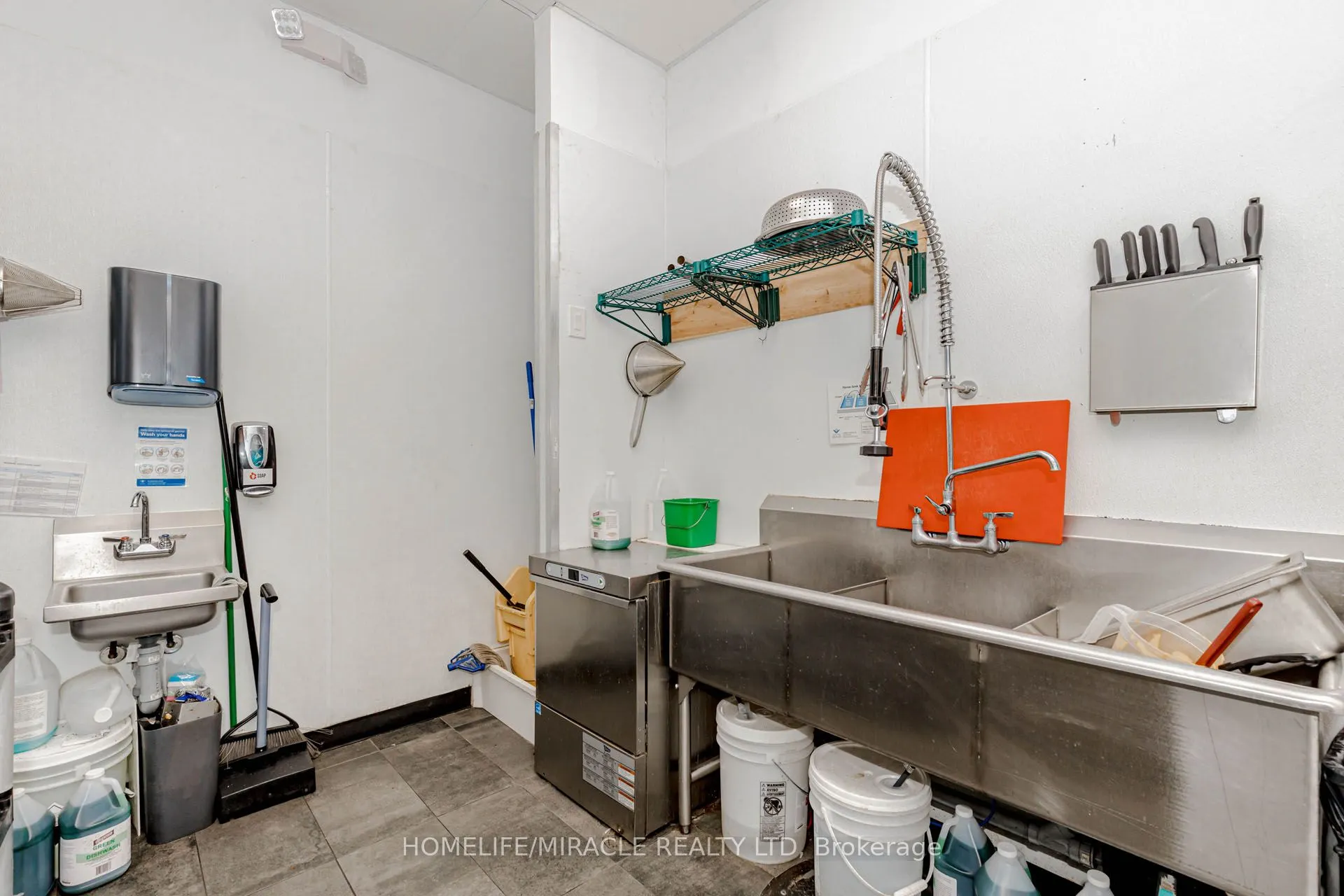 263 Northfield Drive E, ##4