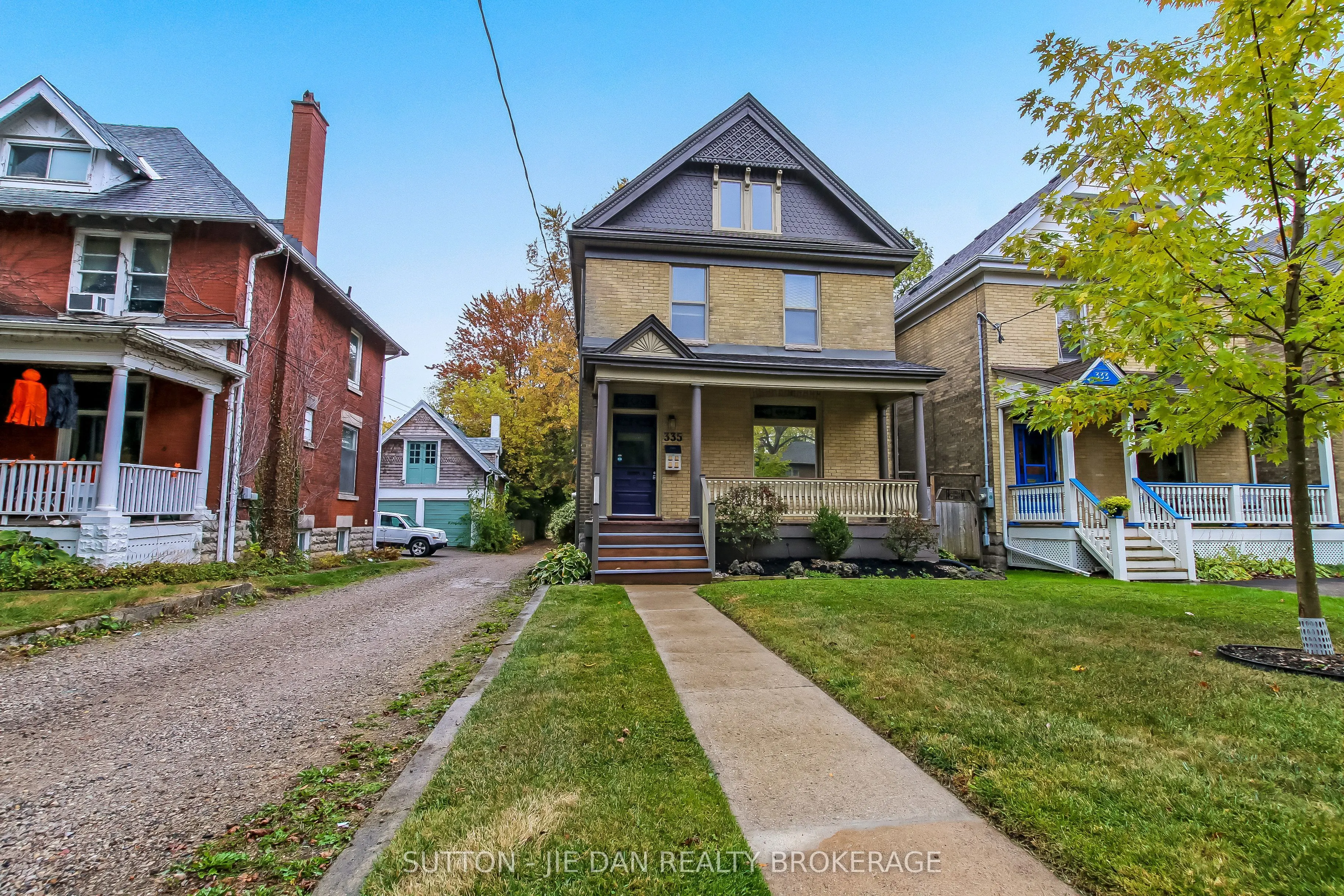 335 ST JAMES Street