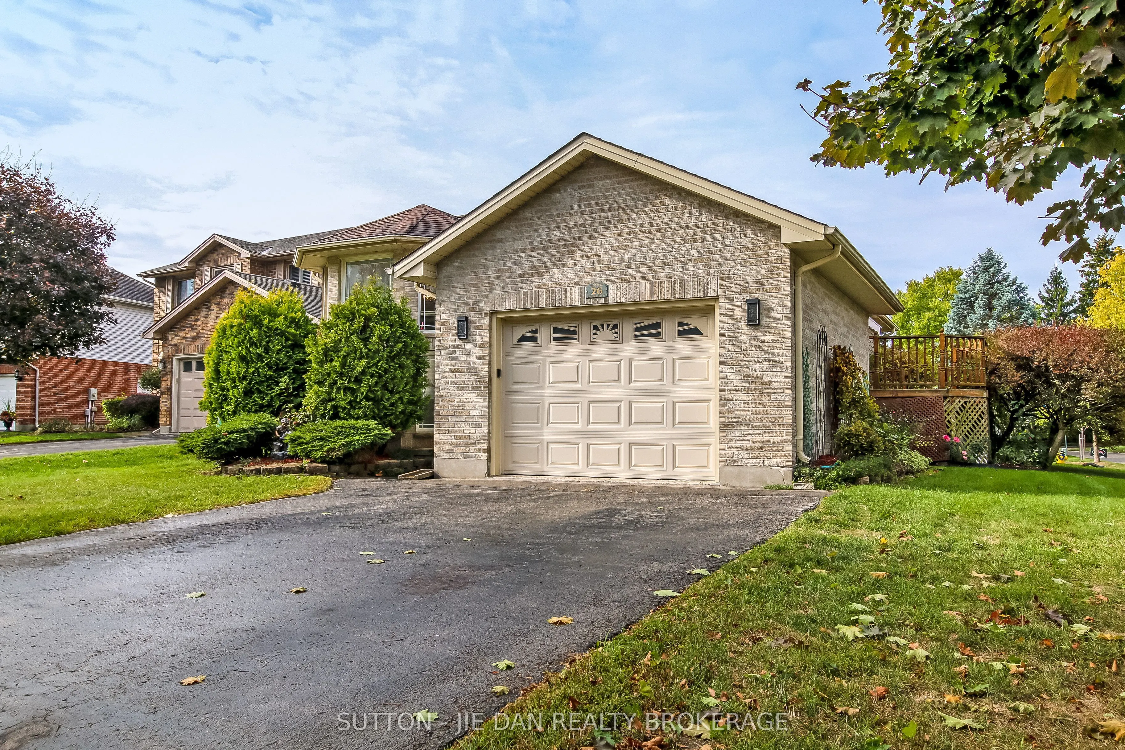 26 Stoneycreek Place