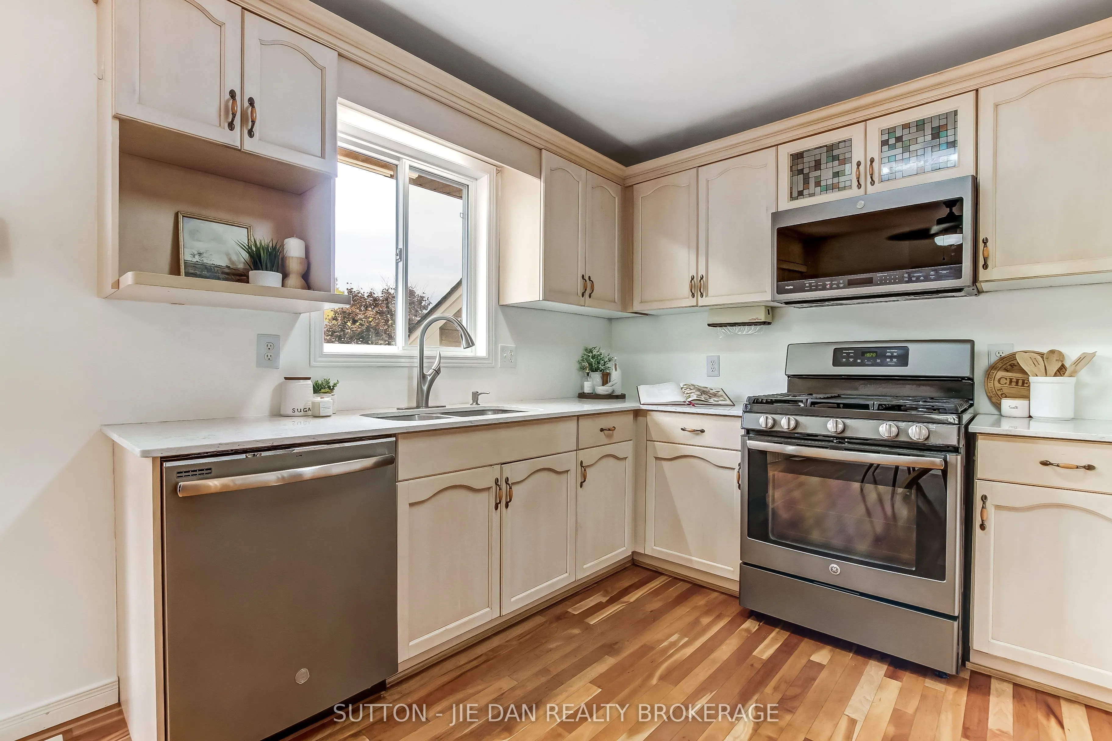26 Stoneycreek Place