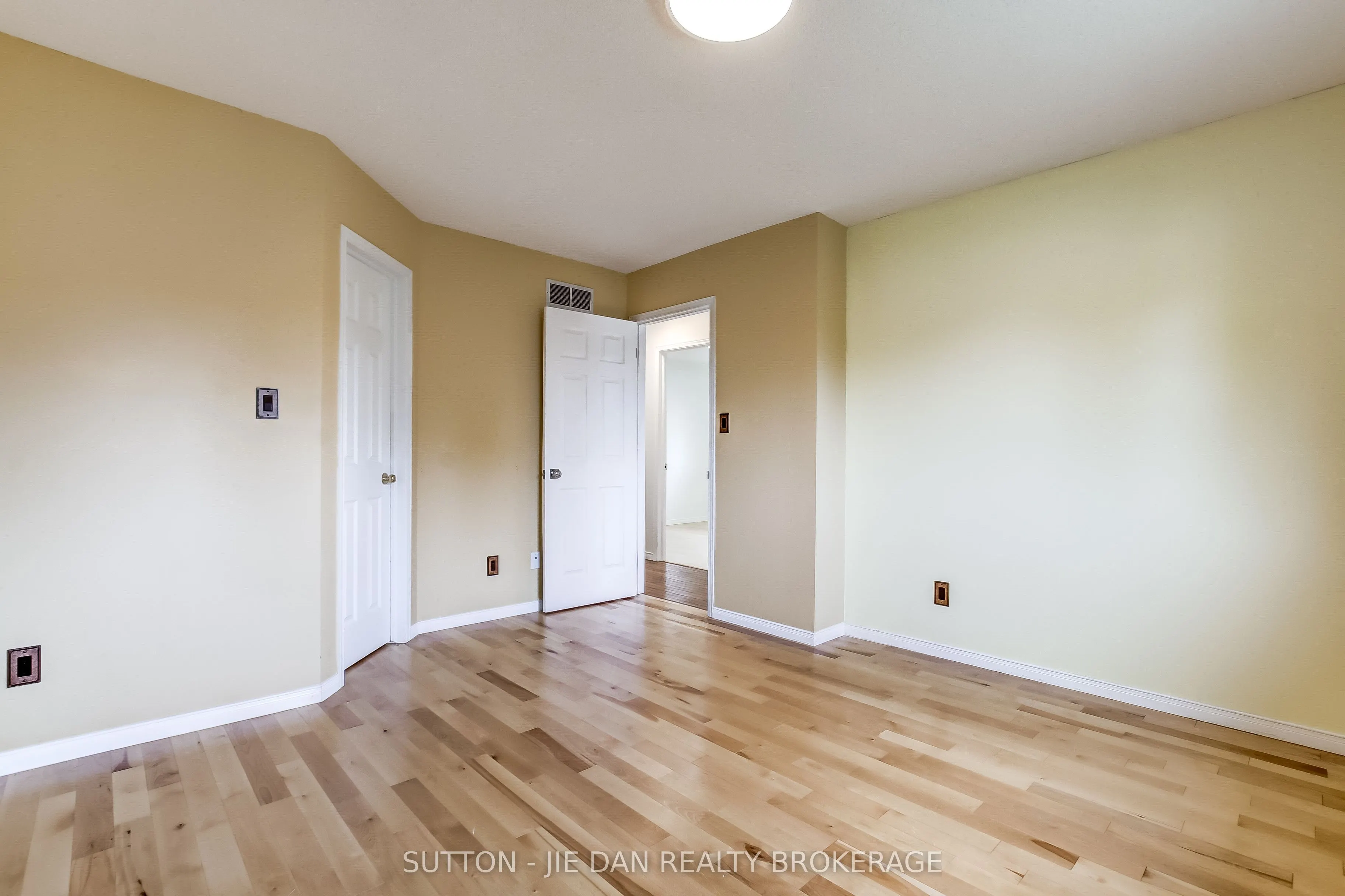 26 Stoneycreek Place