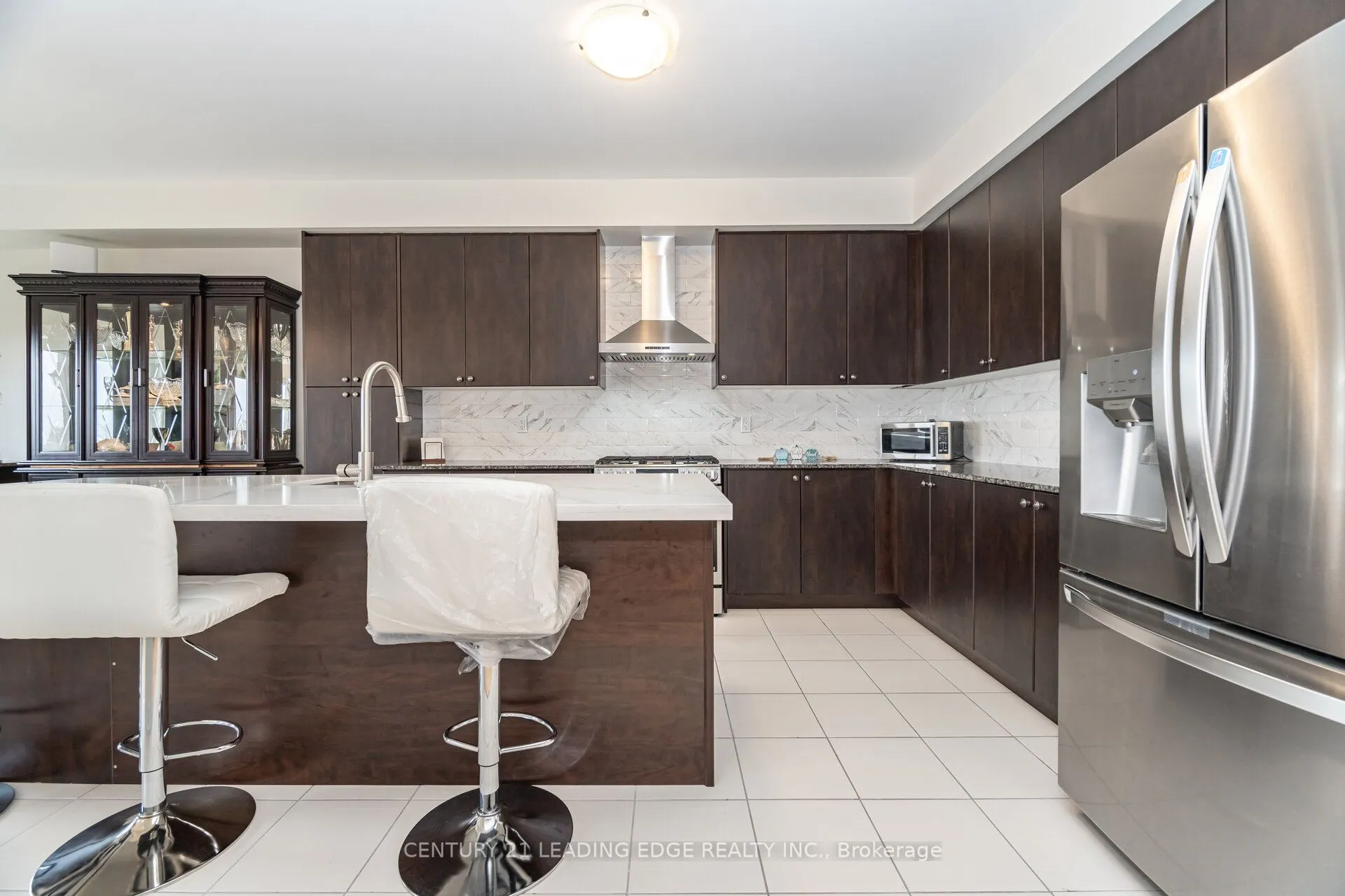 301 Ridley Crescent