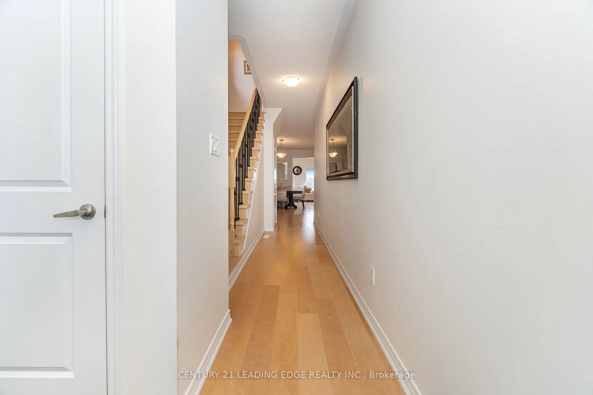 301 Ridley Crescent
