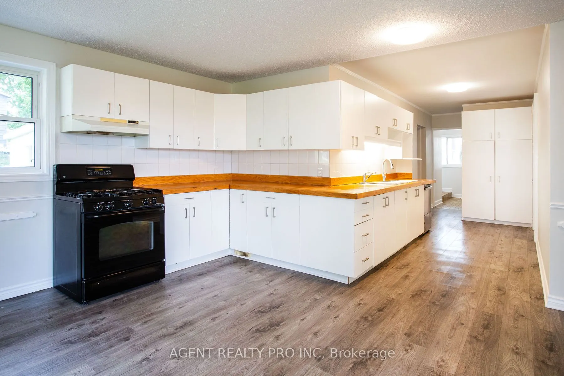 24264 Coldstream Road